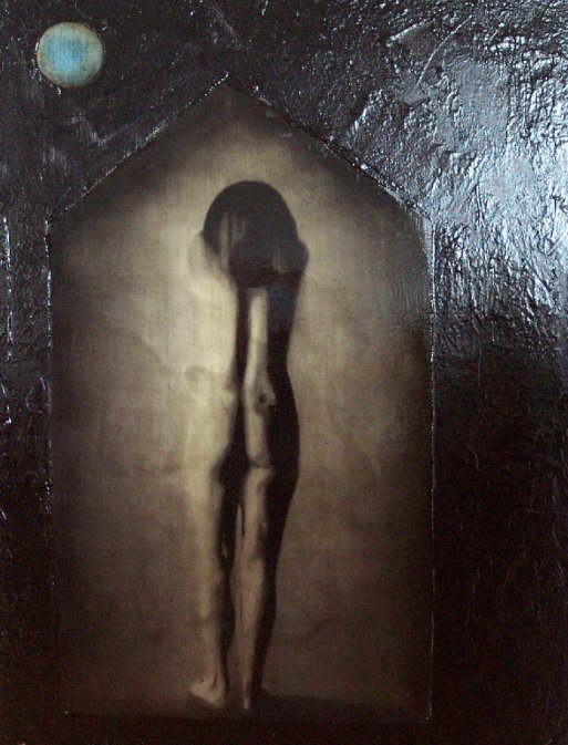   Femme à la lune , 2001. Huile sur toile.&nbsp; 