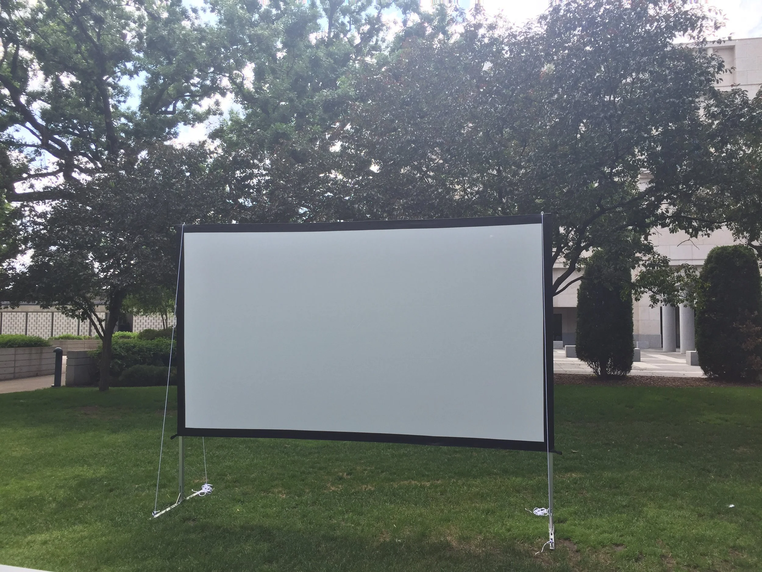 Outdoor Movie Screen Rental at Minneapolis Institute of Art