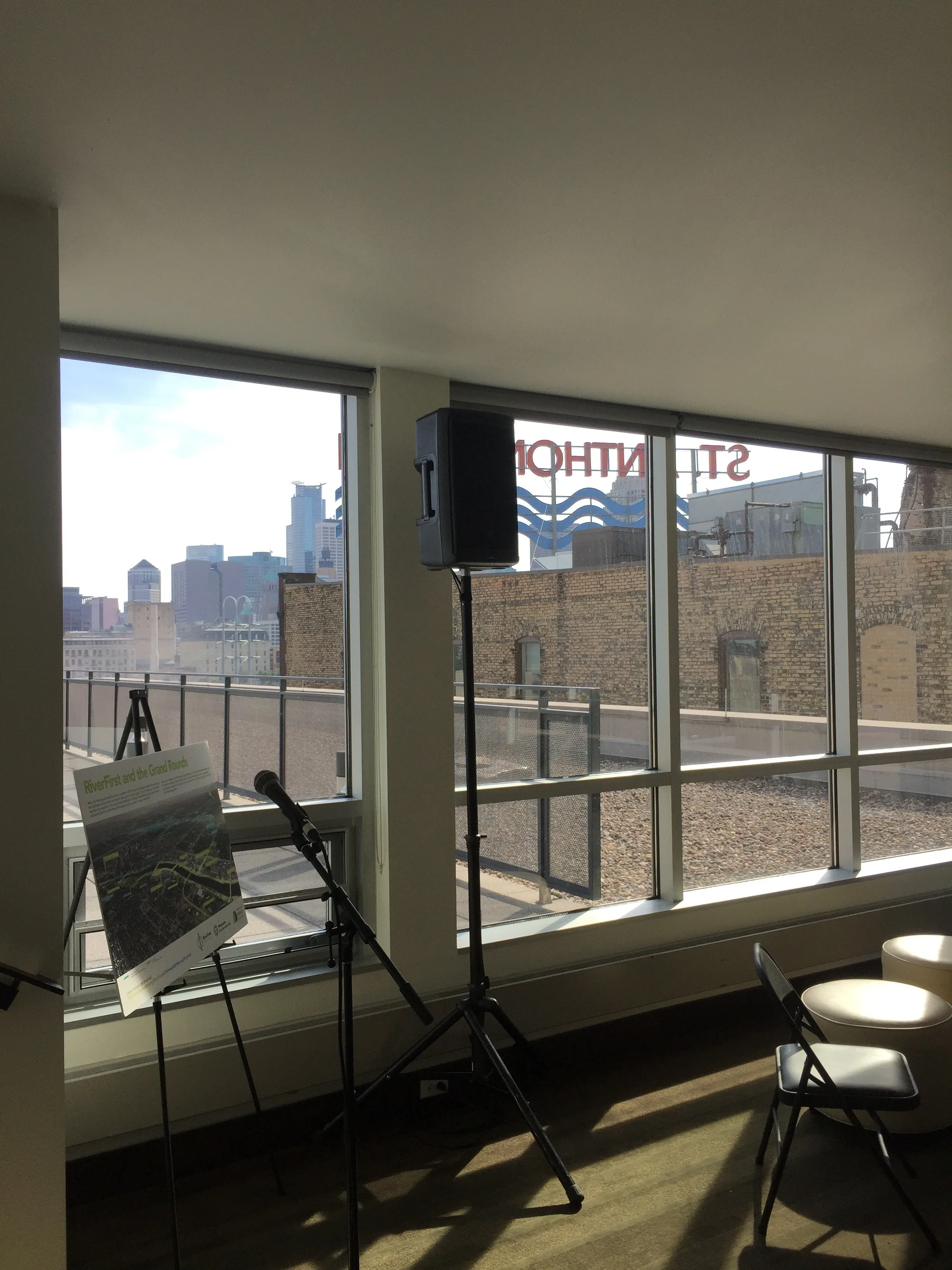 Speaker and Microphone Rental in Minneapolis