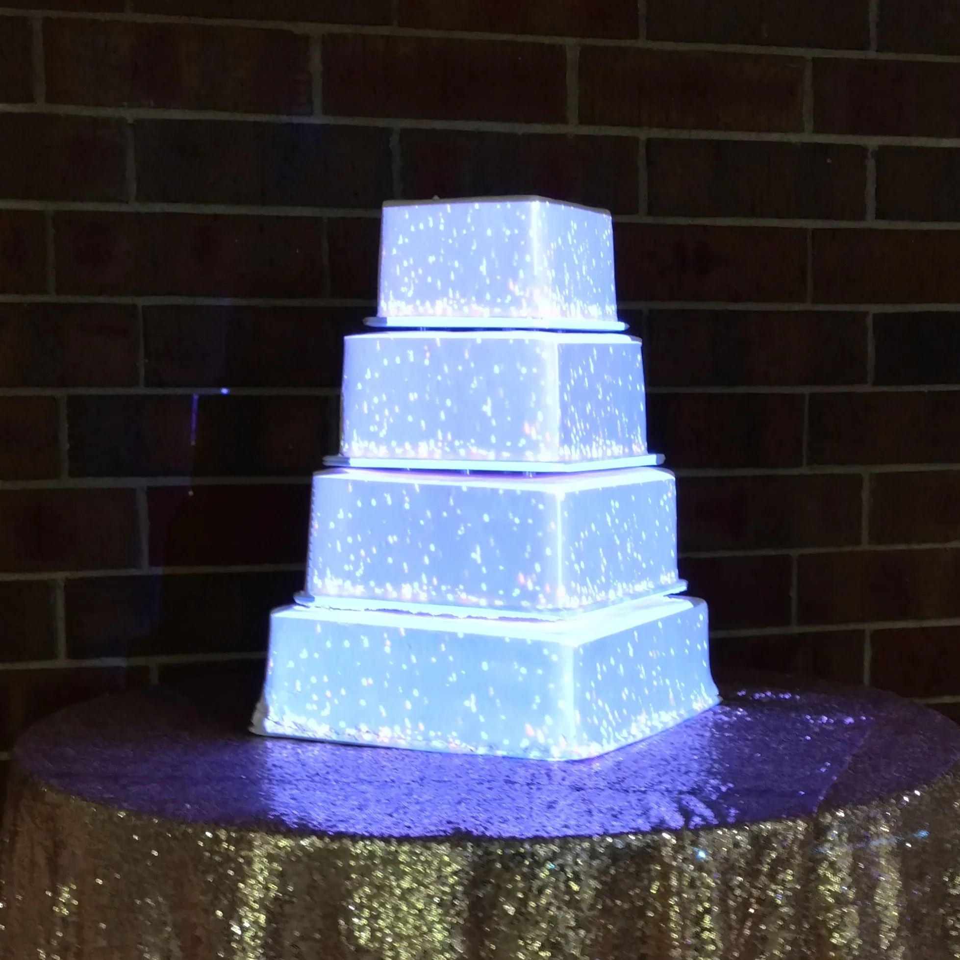 Projector Mapping on a Cake