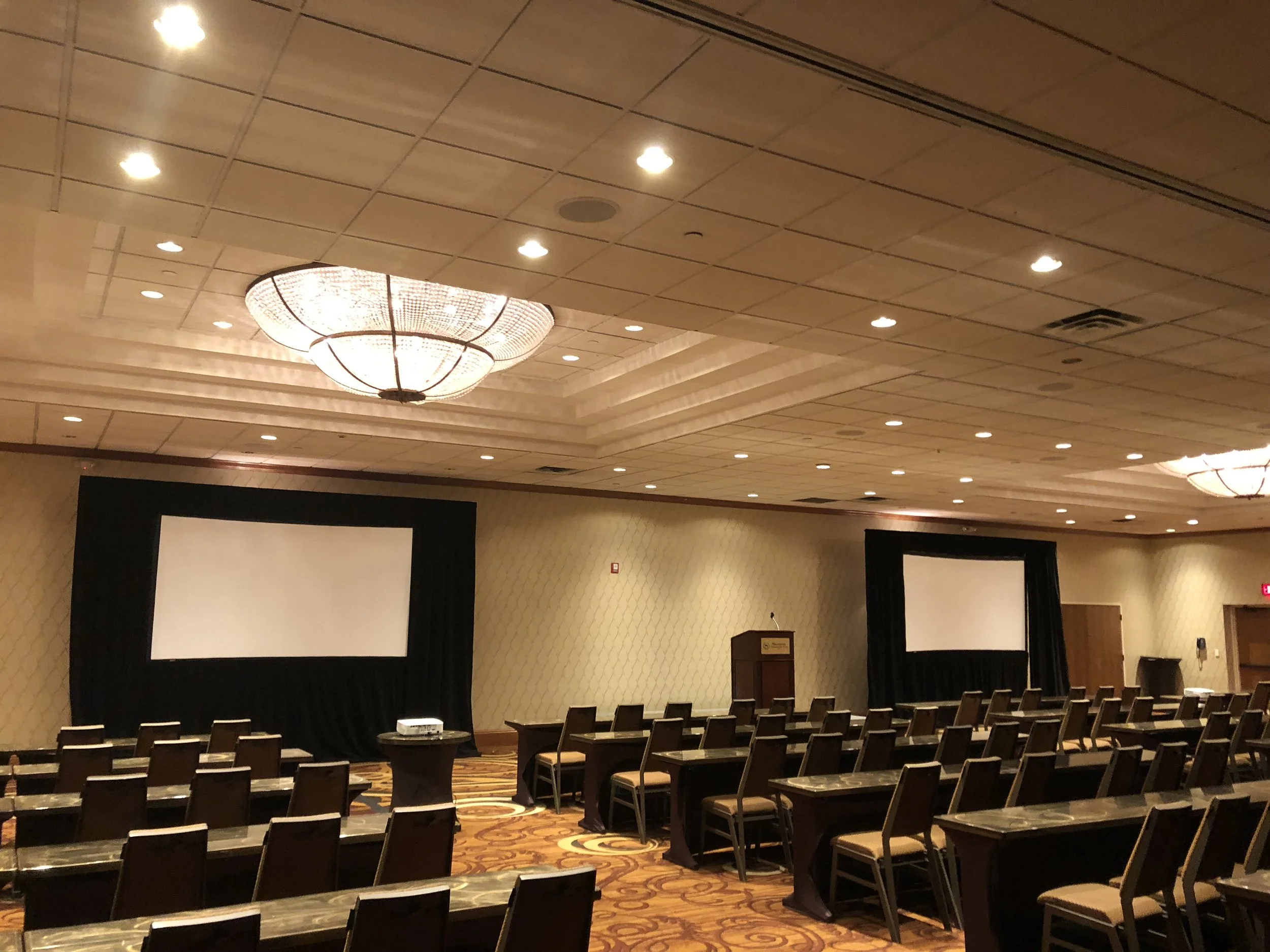 Picture of AV for You projector and screen rental at the Sheraton Minneapolis West Hotel