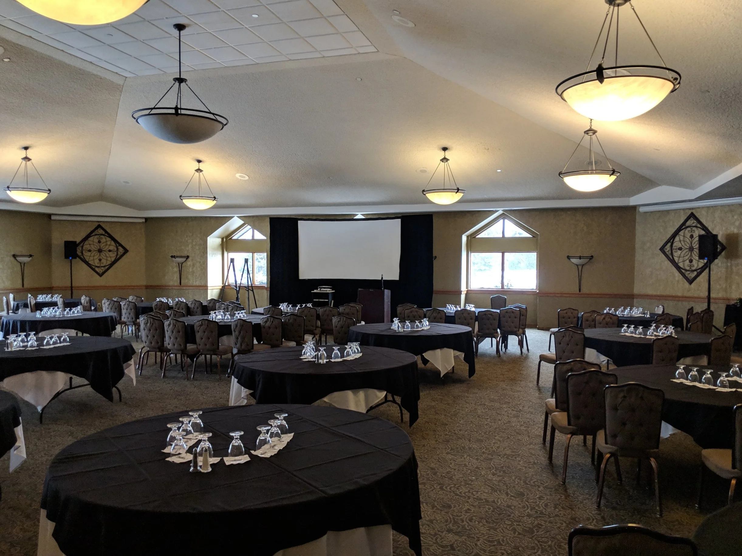 AV Set Up for Meeting at the Southview Country Club in St Paul