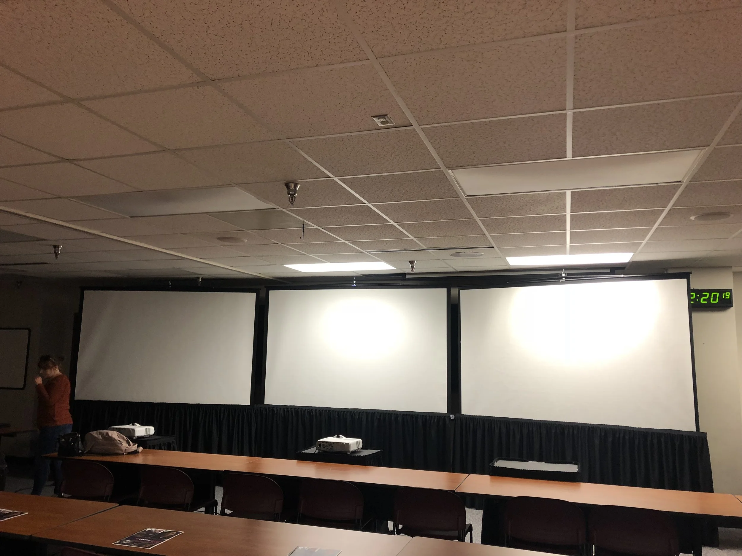 Projector Screen Rental in St Cloud