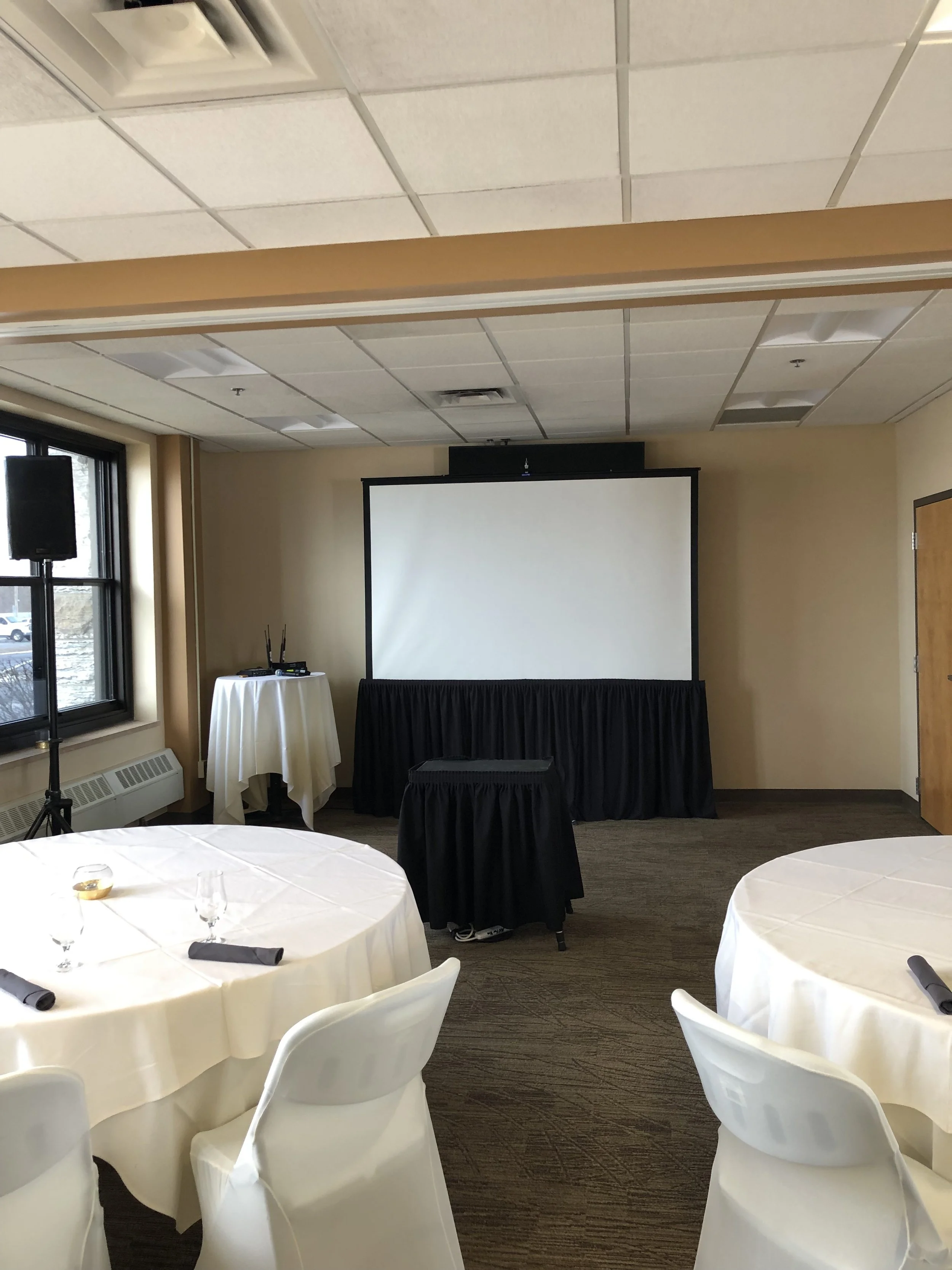 Screen and Audio Rental at Holman’s Table in St Paul