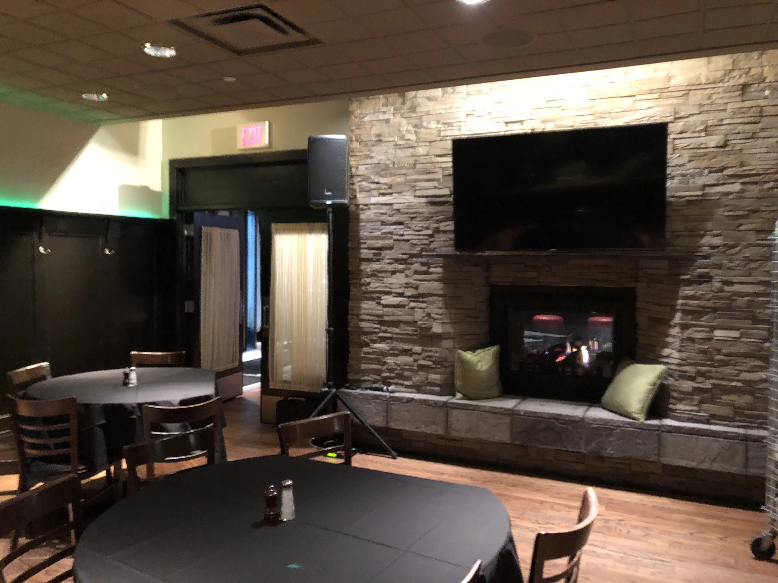 Speaker and Microphone Rental at Pittsburgh Blue