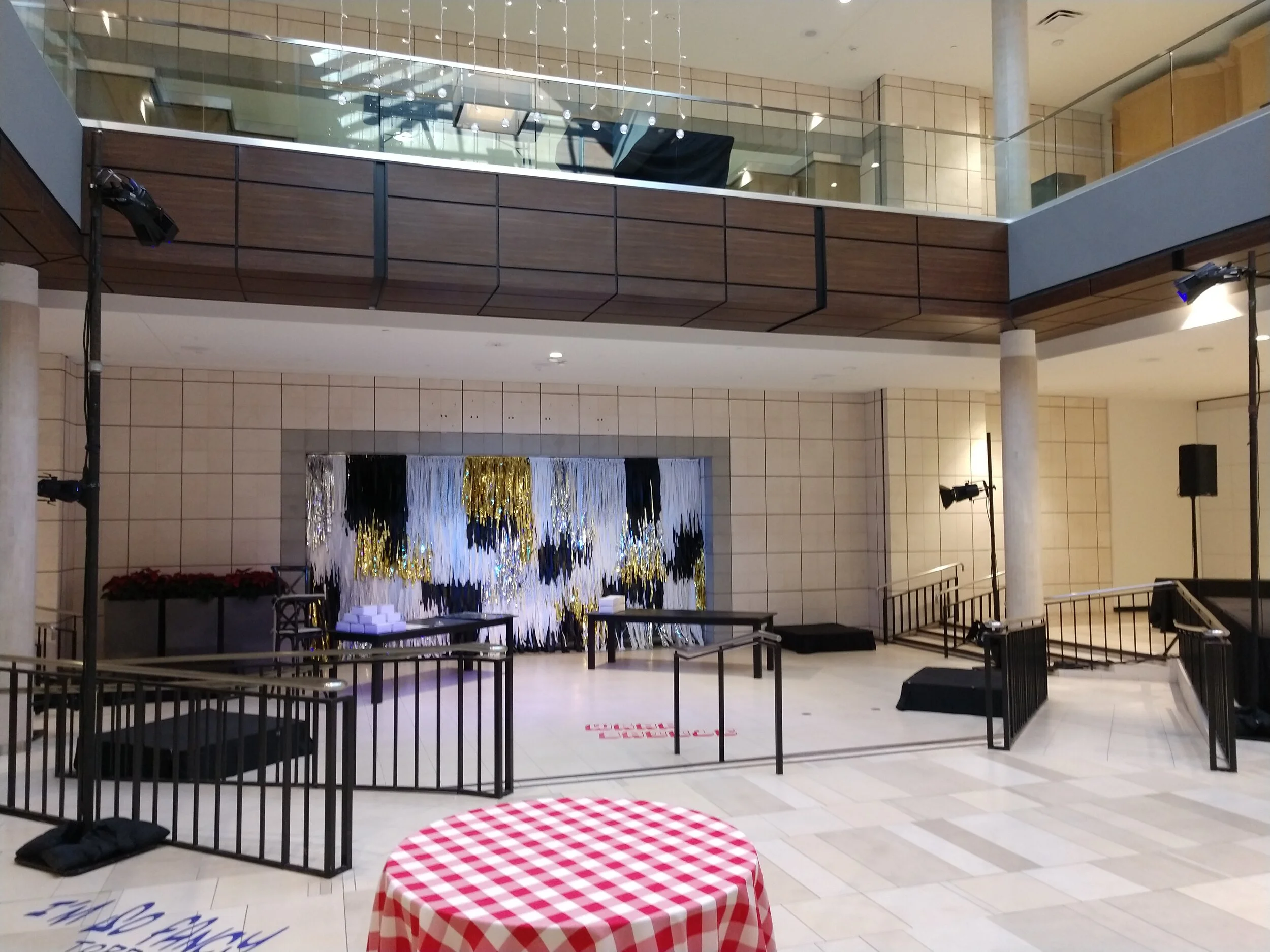 Sound and Lights for Fashion Show at the Ridgedale Mall