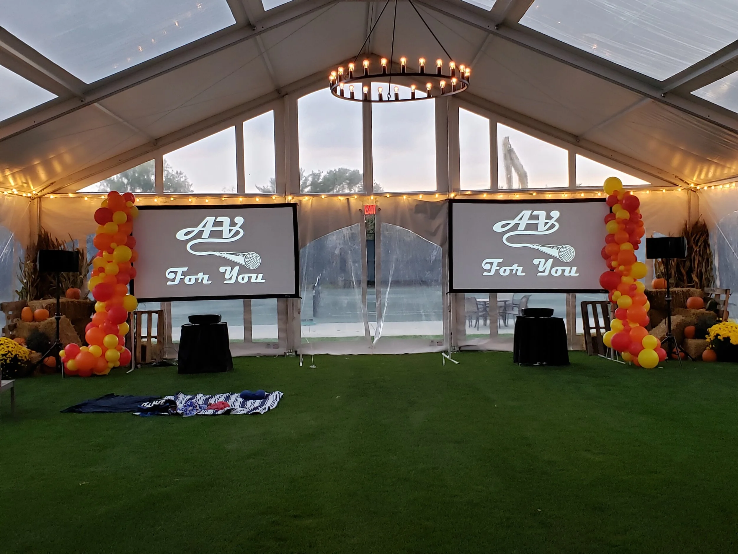 Outdoor Movie in a Tent at Interlachen Country Club in Minneapolis