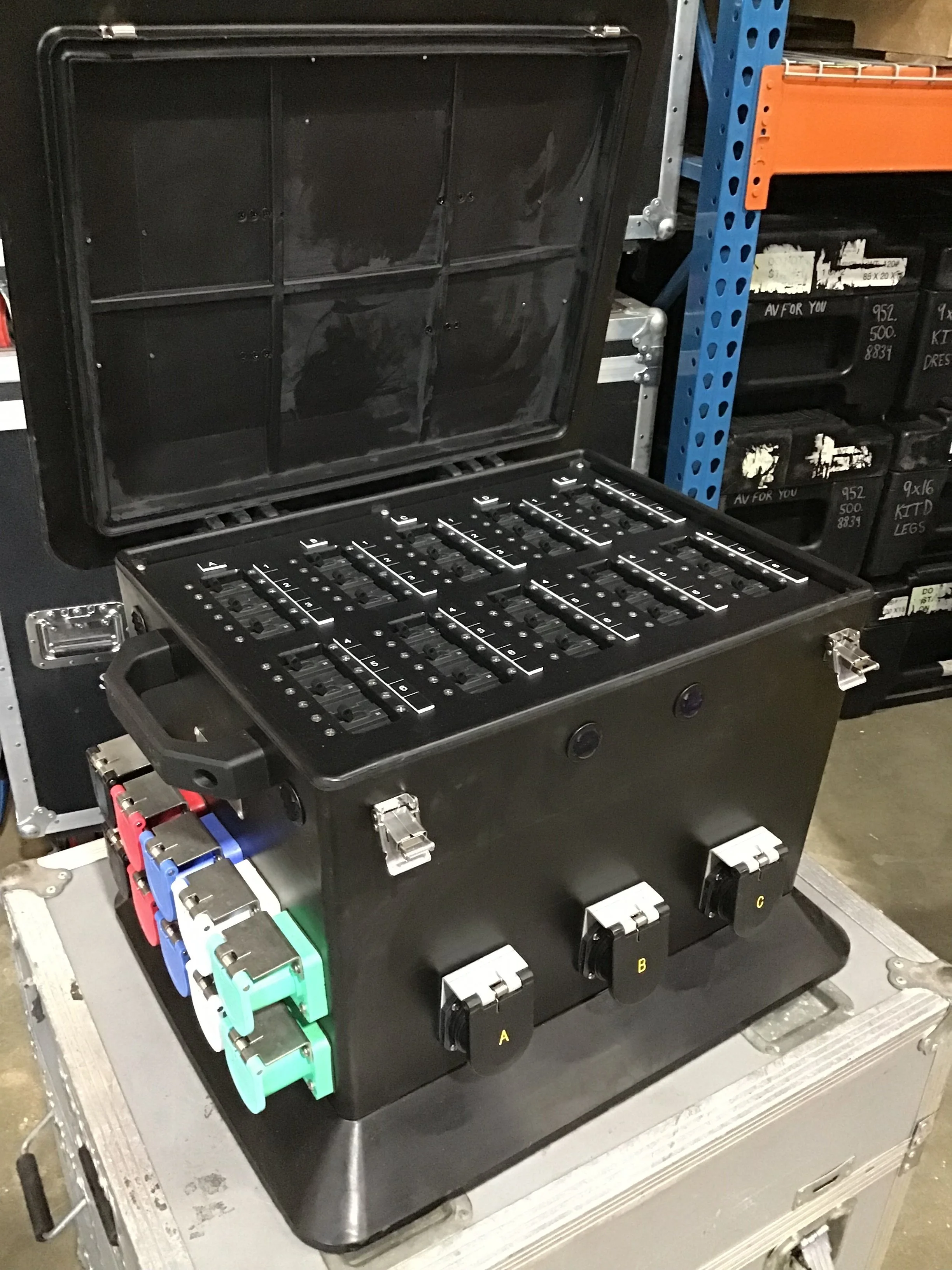 $400 400 Amp Lex Pagoda Power Distro