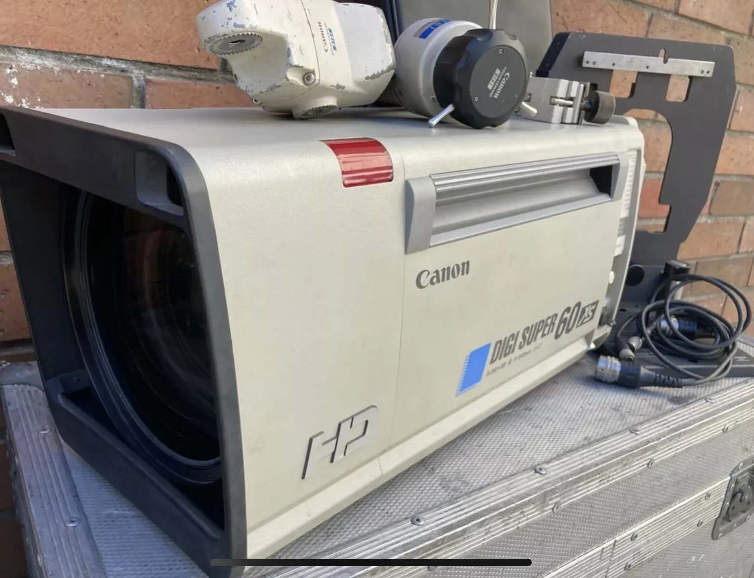 New Rental Equipment at AV For You:  Canon XJ60x9B HD Box Lens &amp; Cartoni Omega OM0860 Heavy Duty Tripod with Spreader  