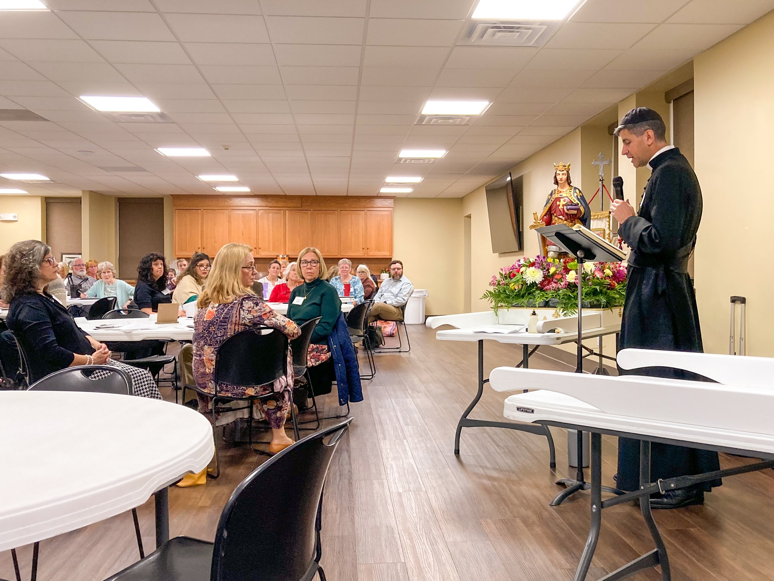 2022 Holy Face Conference-13.JPG