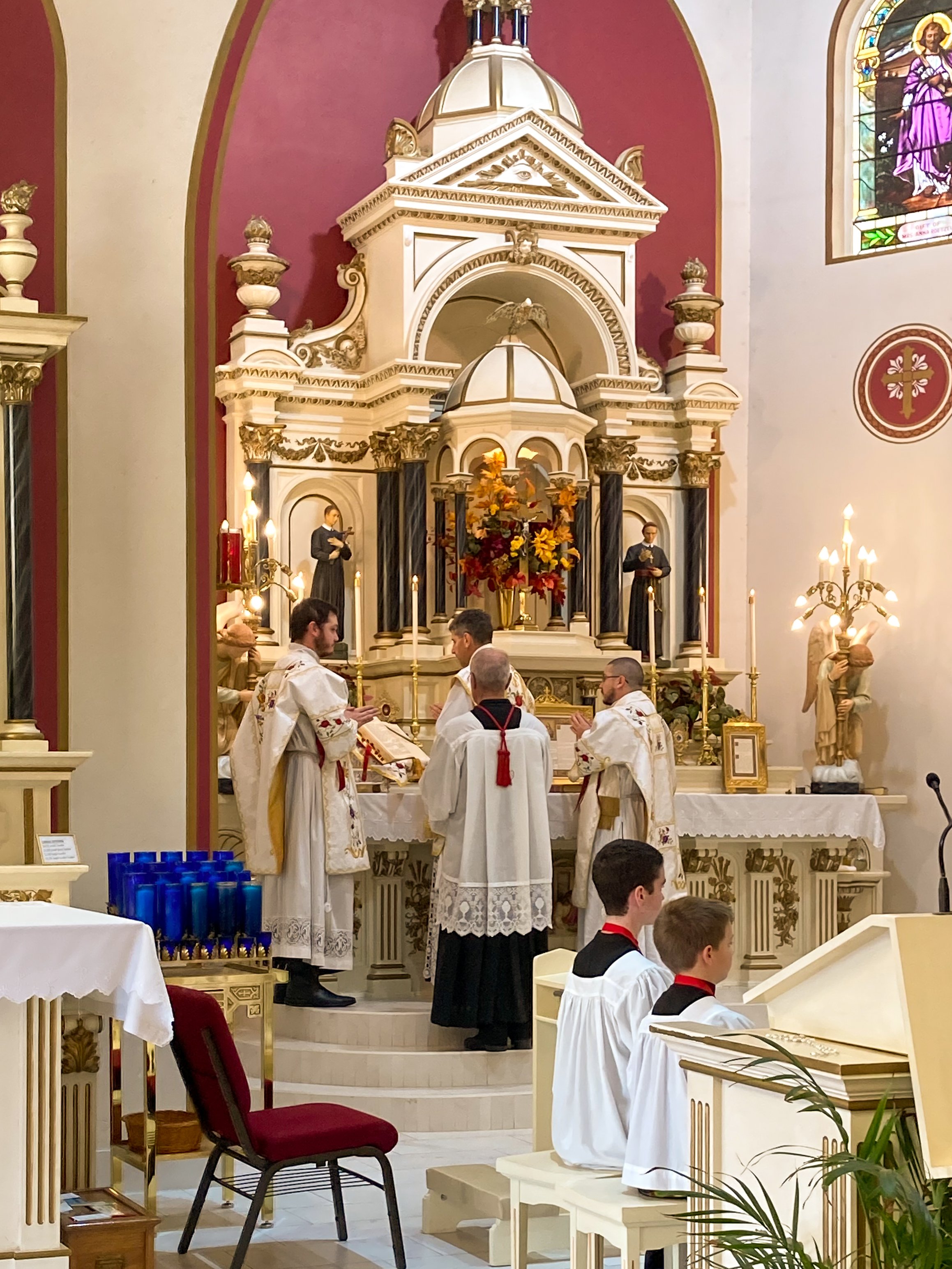 2022 Holy Face Conference-42.JPG