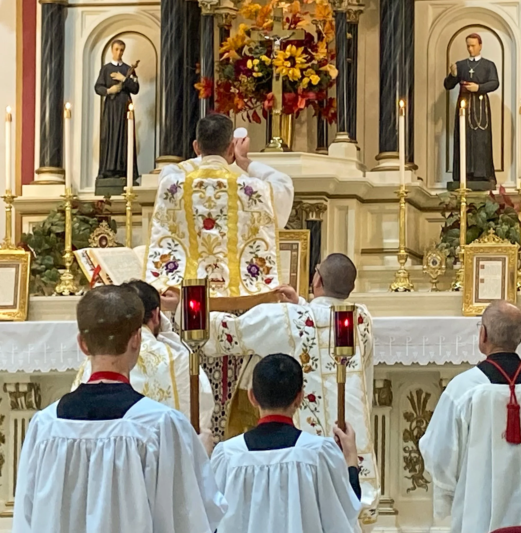 2022 Holy Face Conference-65.JPG