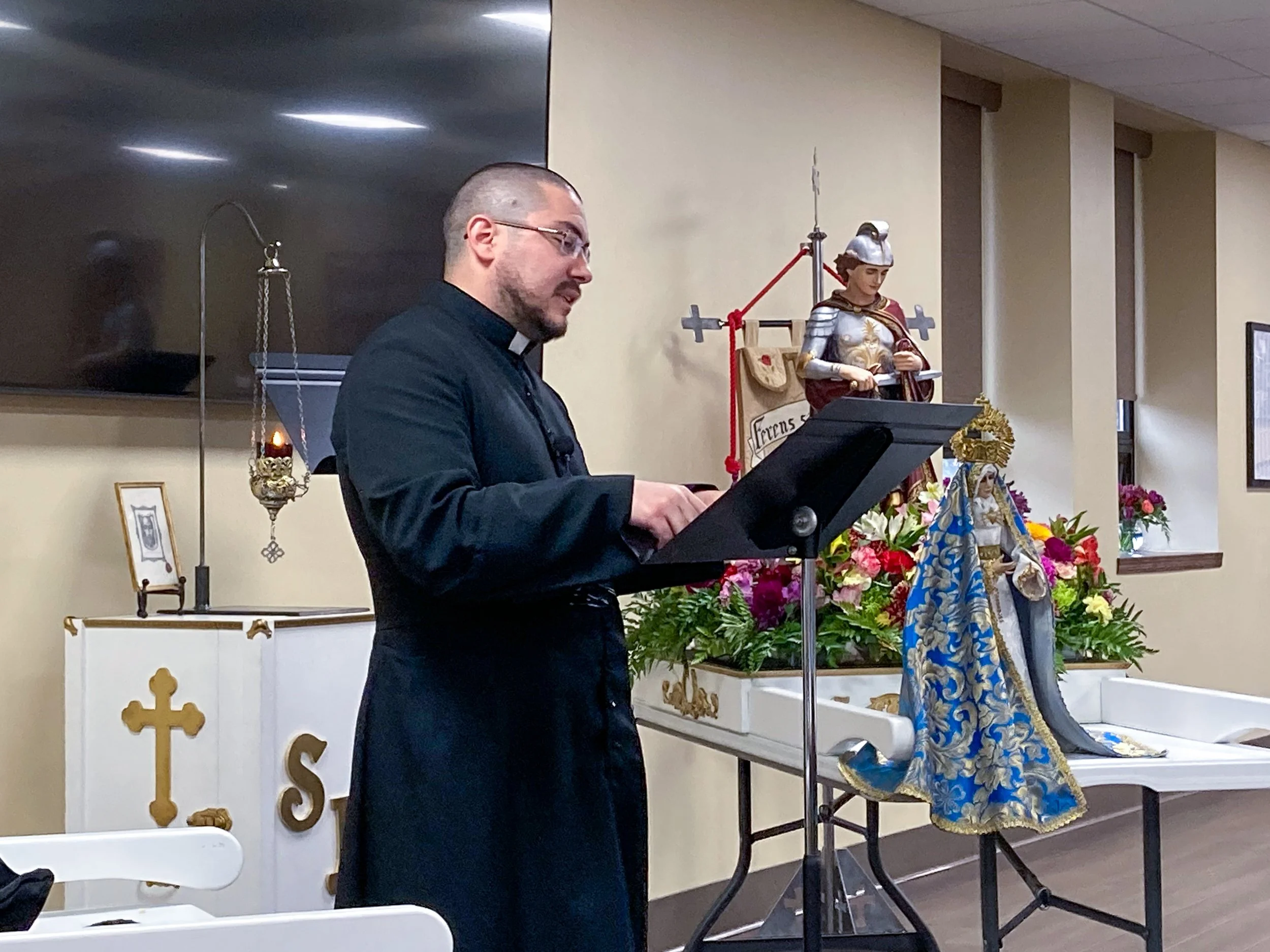 2022 Holy Face Conference-80.JPG