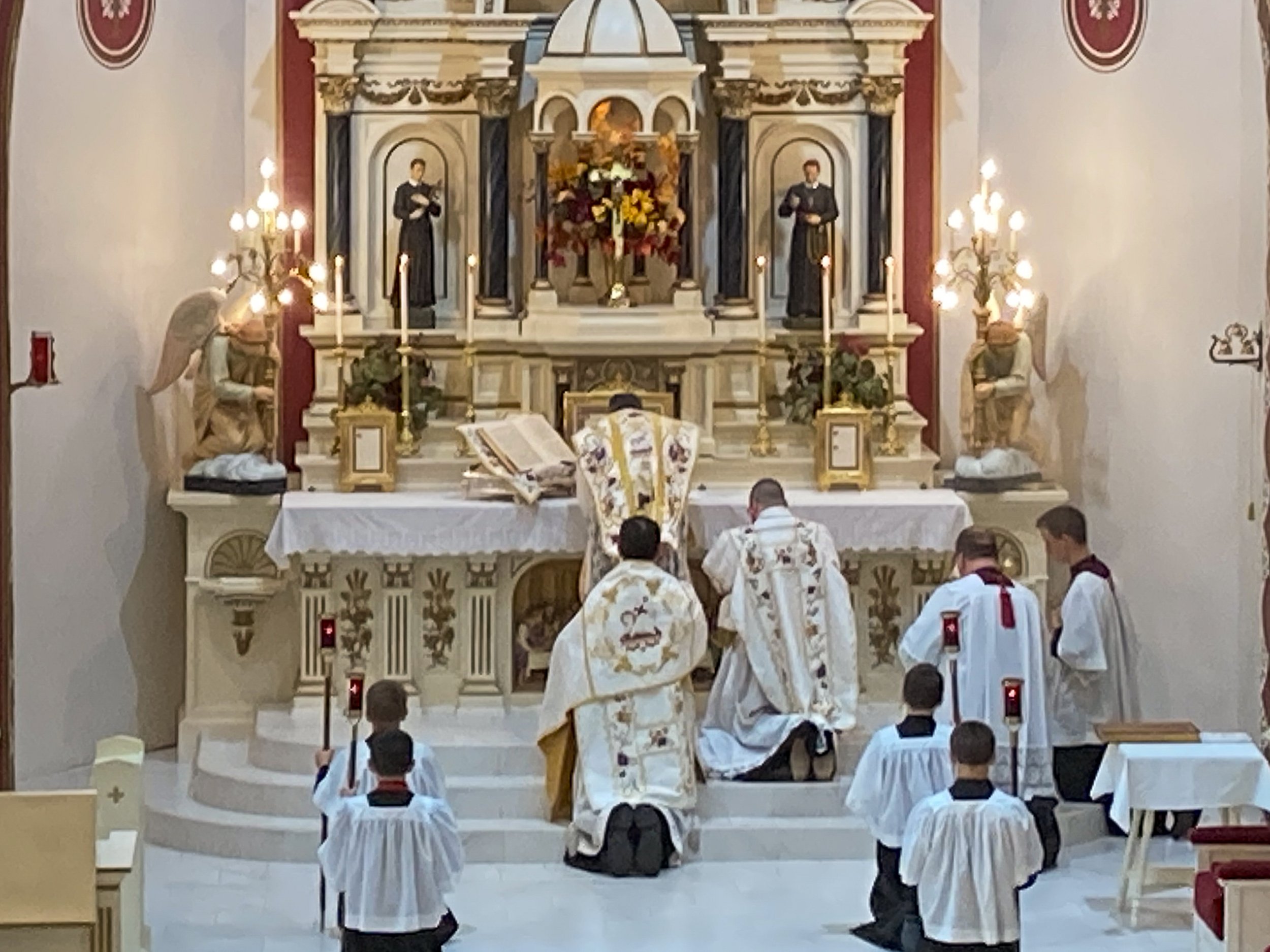 2022 Holy Face Conference-143.JPG