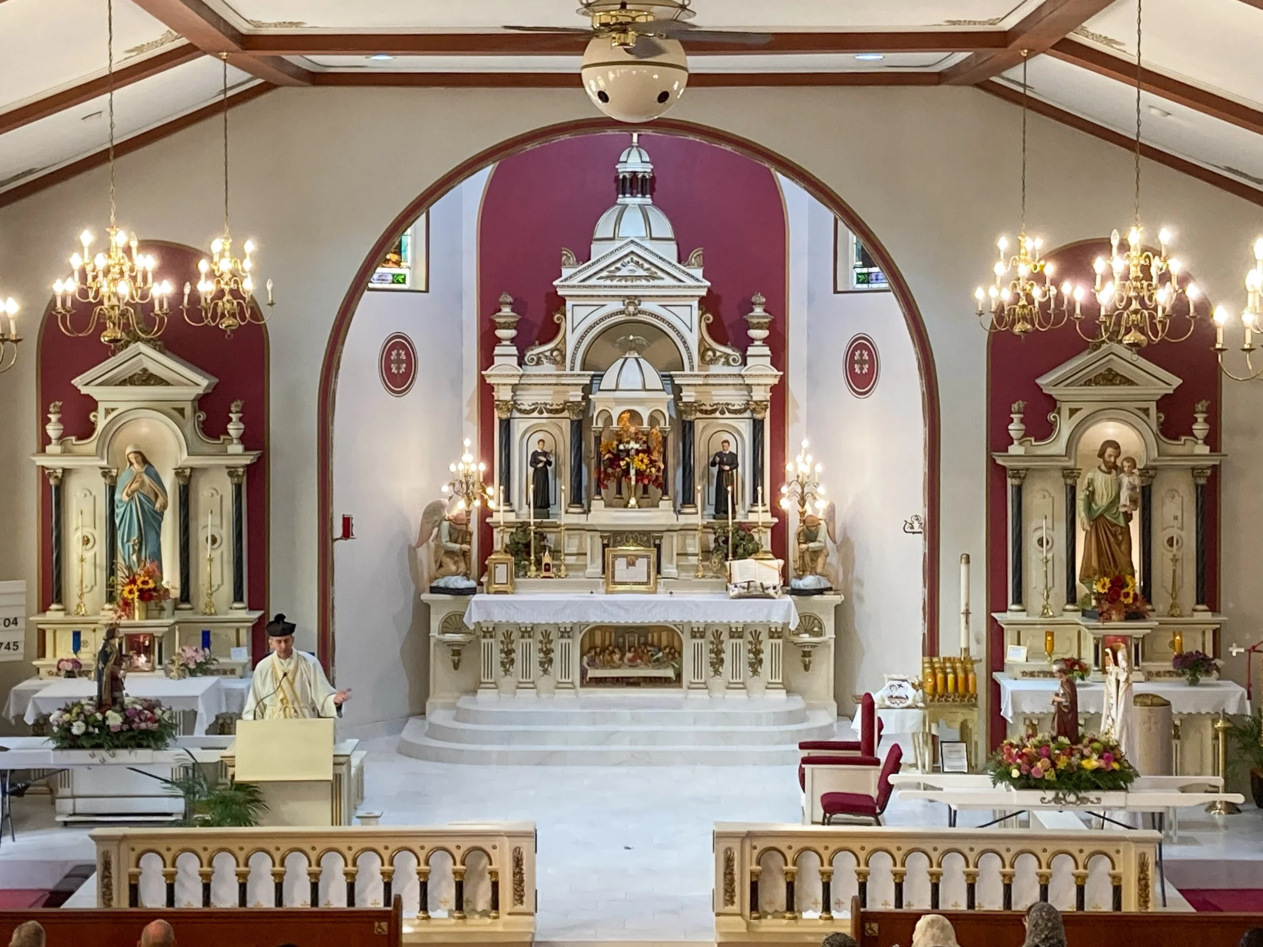 2022 Holy Face Conference-185.JPG