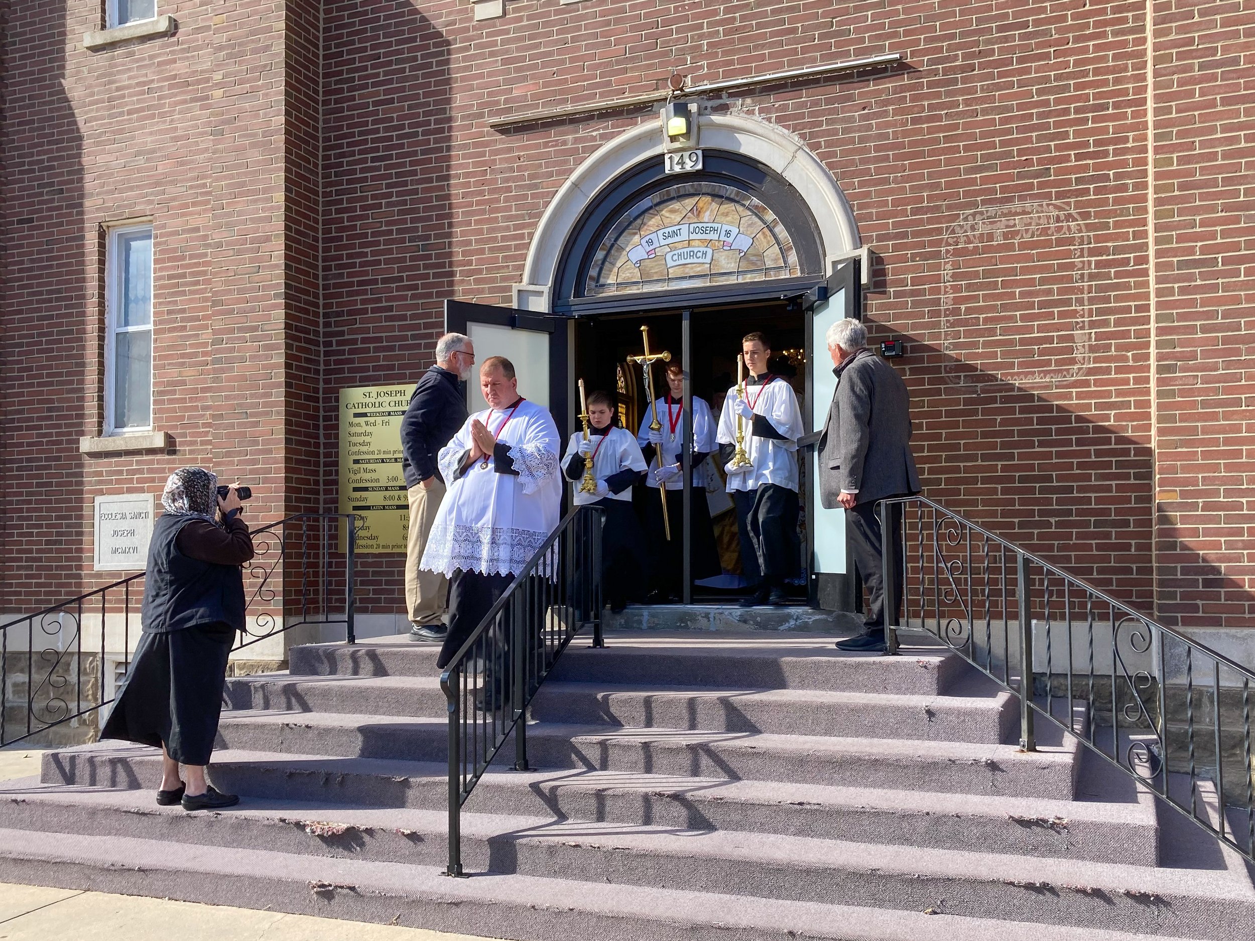 2022 Holy Face Conference-231.JPG