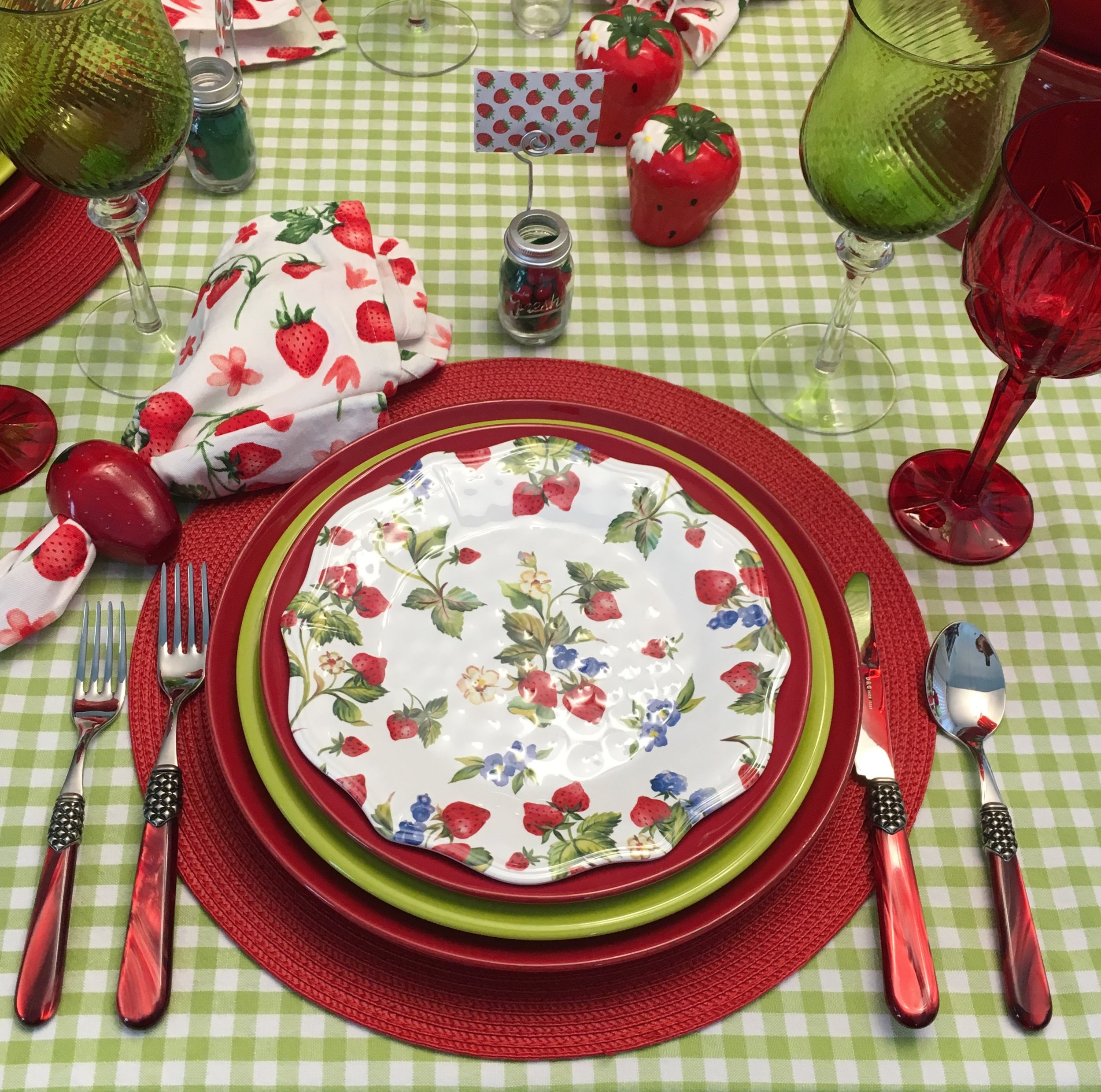 Strawberry Tablescape - A Wonderful Thought