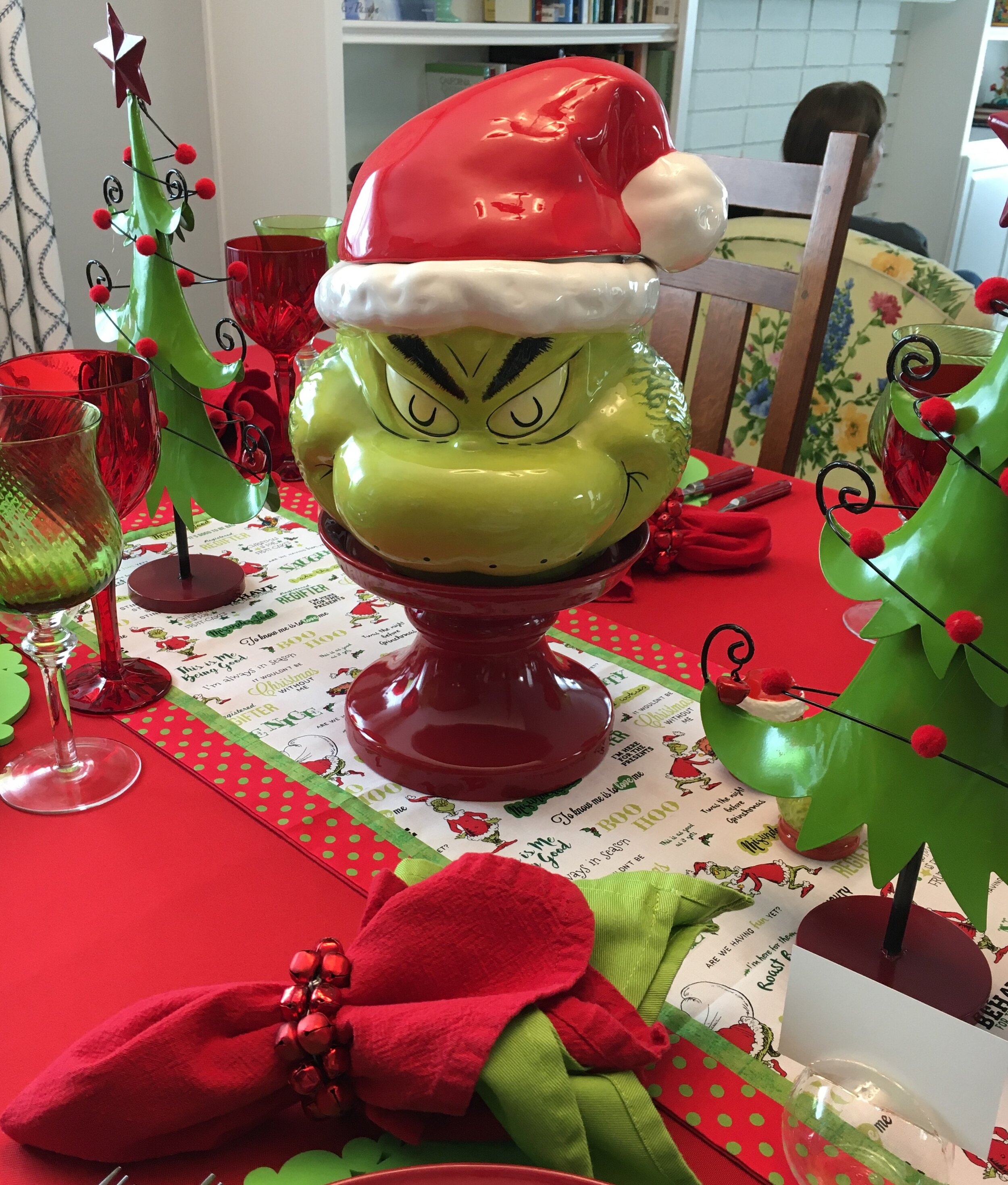 A Grinch at the Christmas Table — Whispers of the Heart