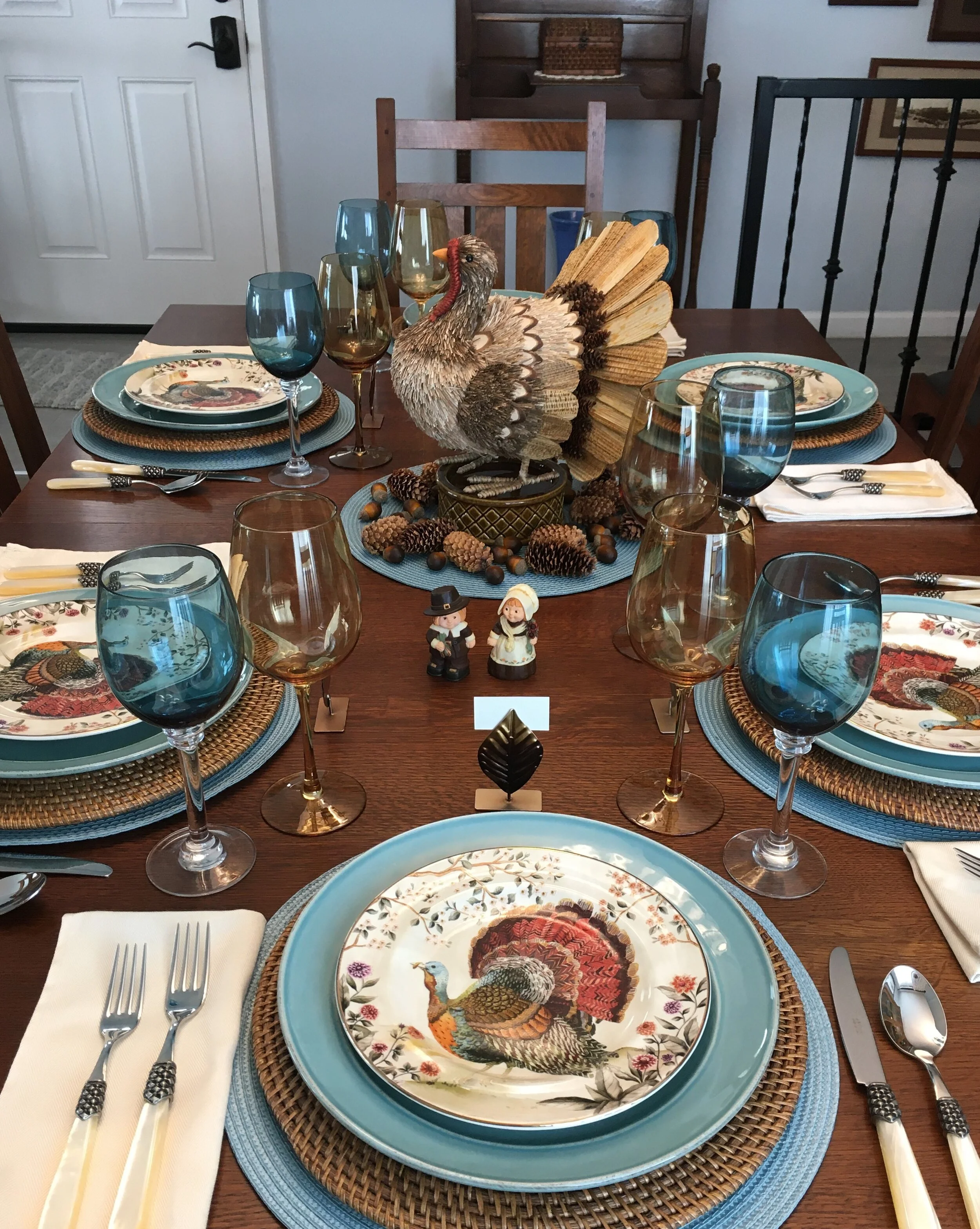 4 Different Thanksgiving Tablescape Ideas Whispers of the Heart