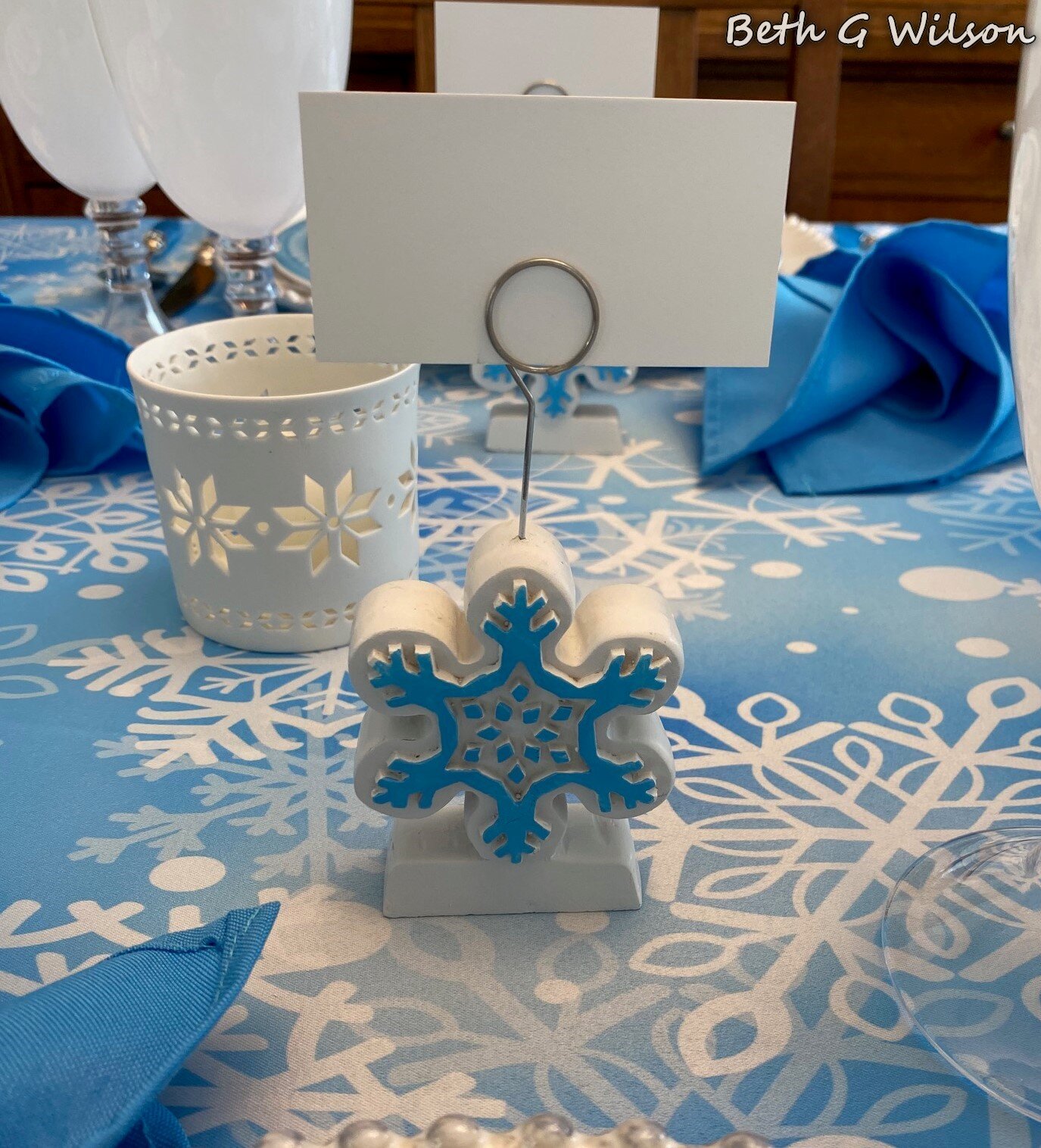 A Winter Snowflake Tablescape — Whispers of the Heart