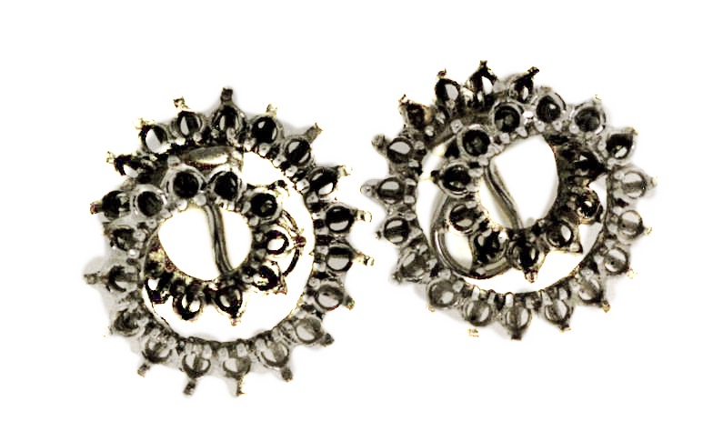 anne's diamond earrings before115.jpg