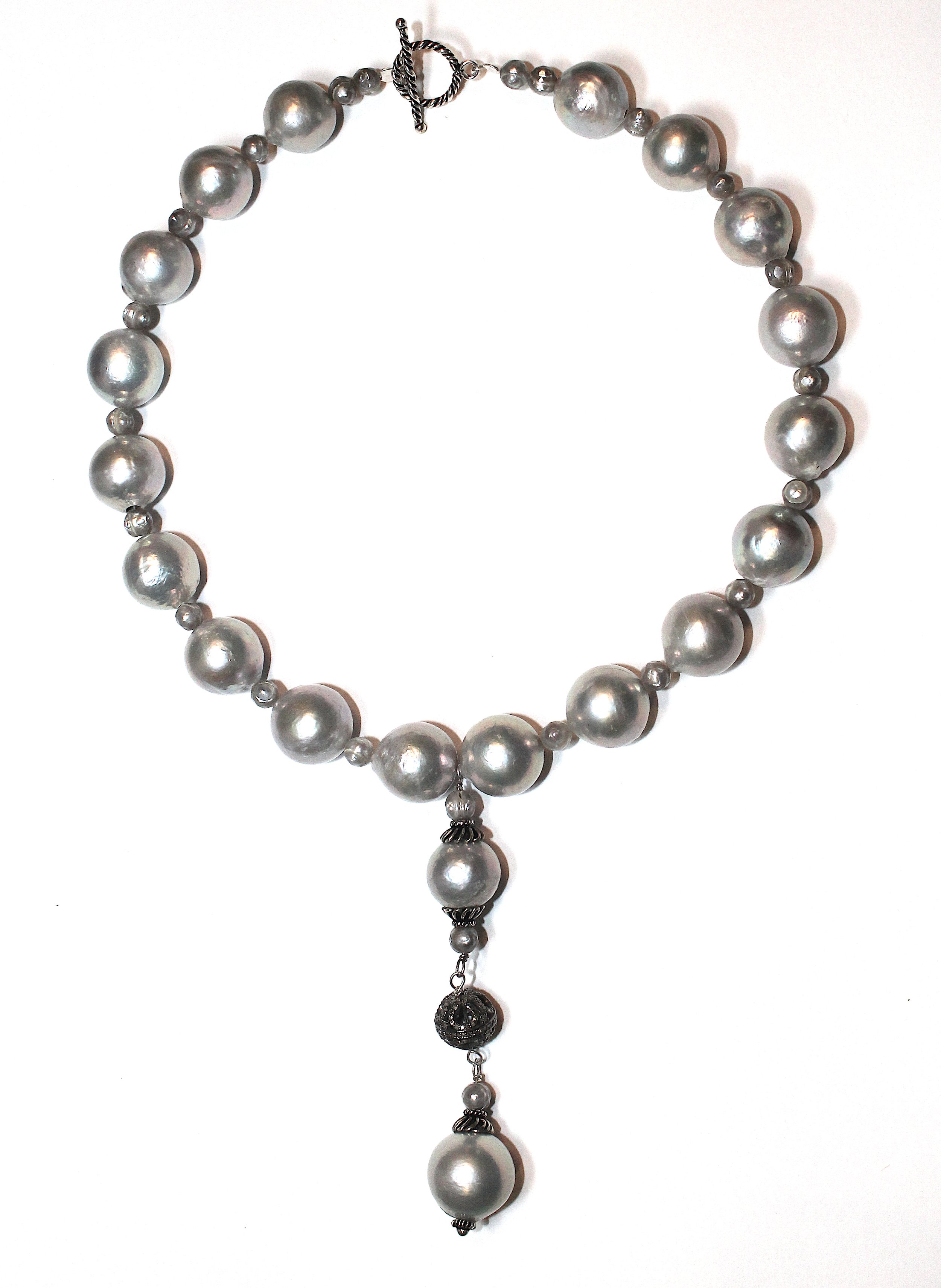 Large Gray Pearl with Drops.jpeg