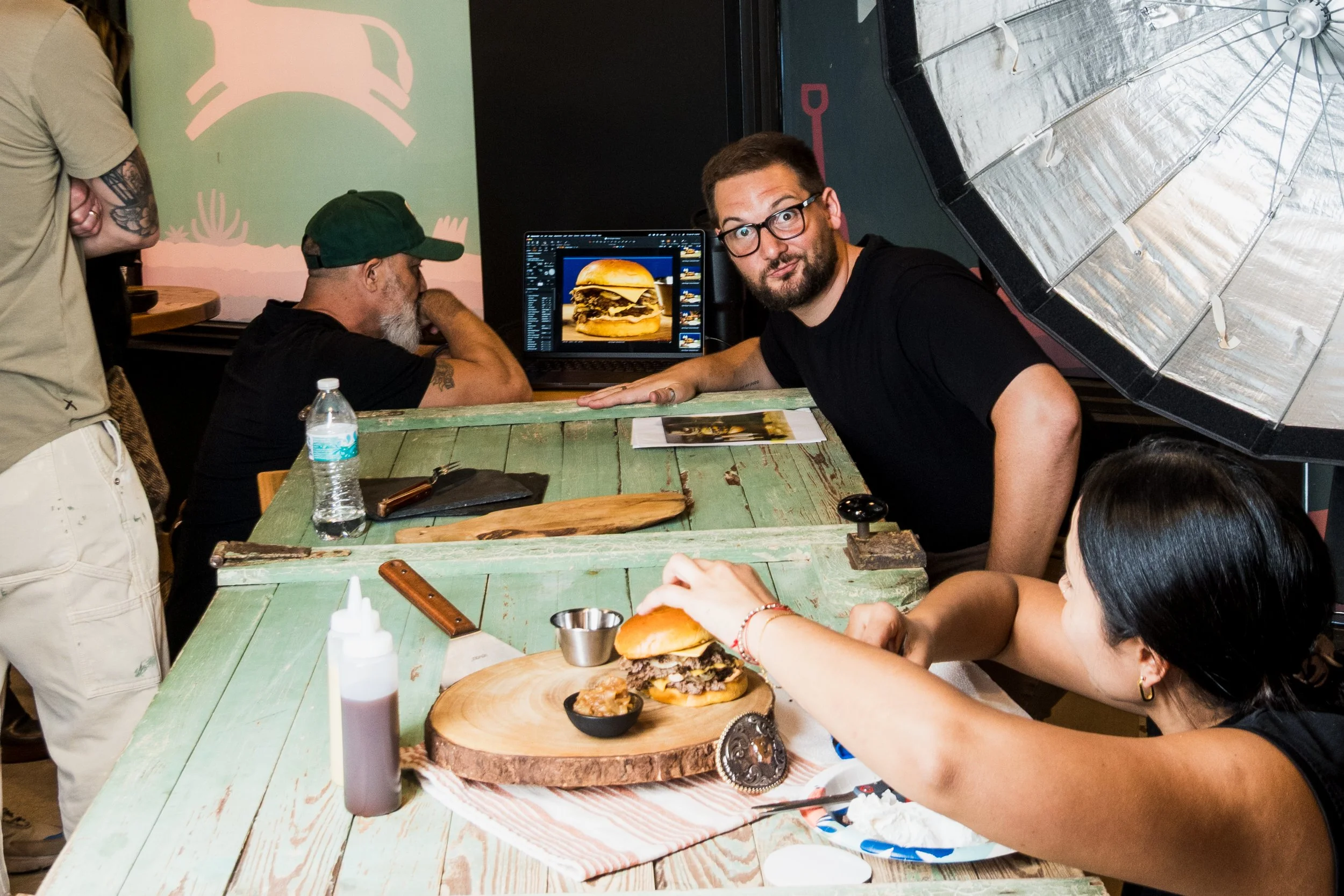 Behind the Scenes of a commercial burger photography campaign for fast casual restaurant brand in Miami