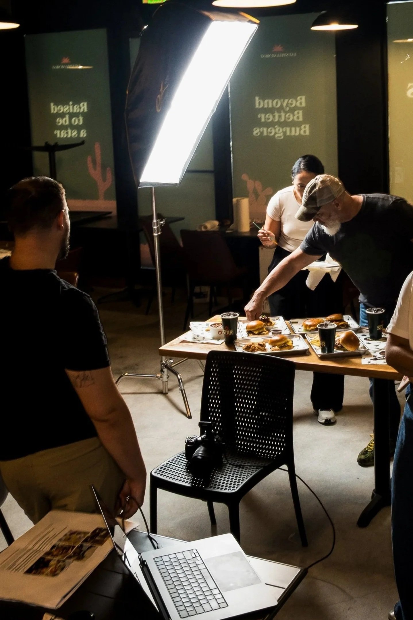 Behind the Scenes of a commercial burger photography campaign for fast casual restaurant brand in Miami