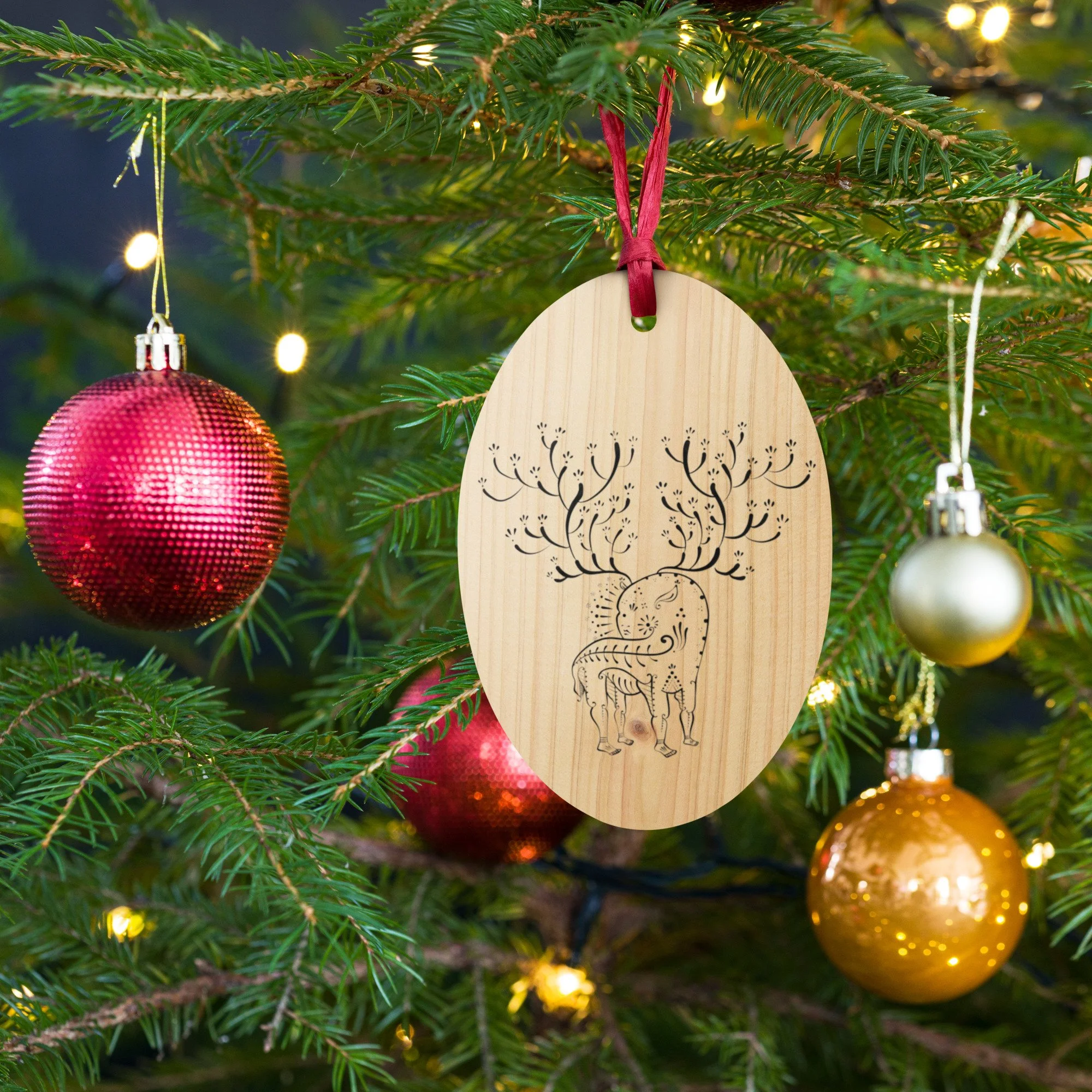 wooden-ornaments-wood-oval-front-67467a3aa7578.jpg