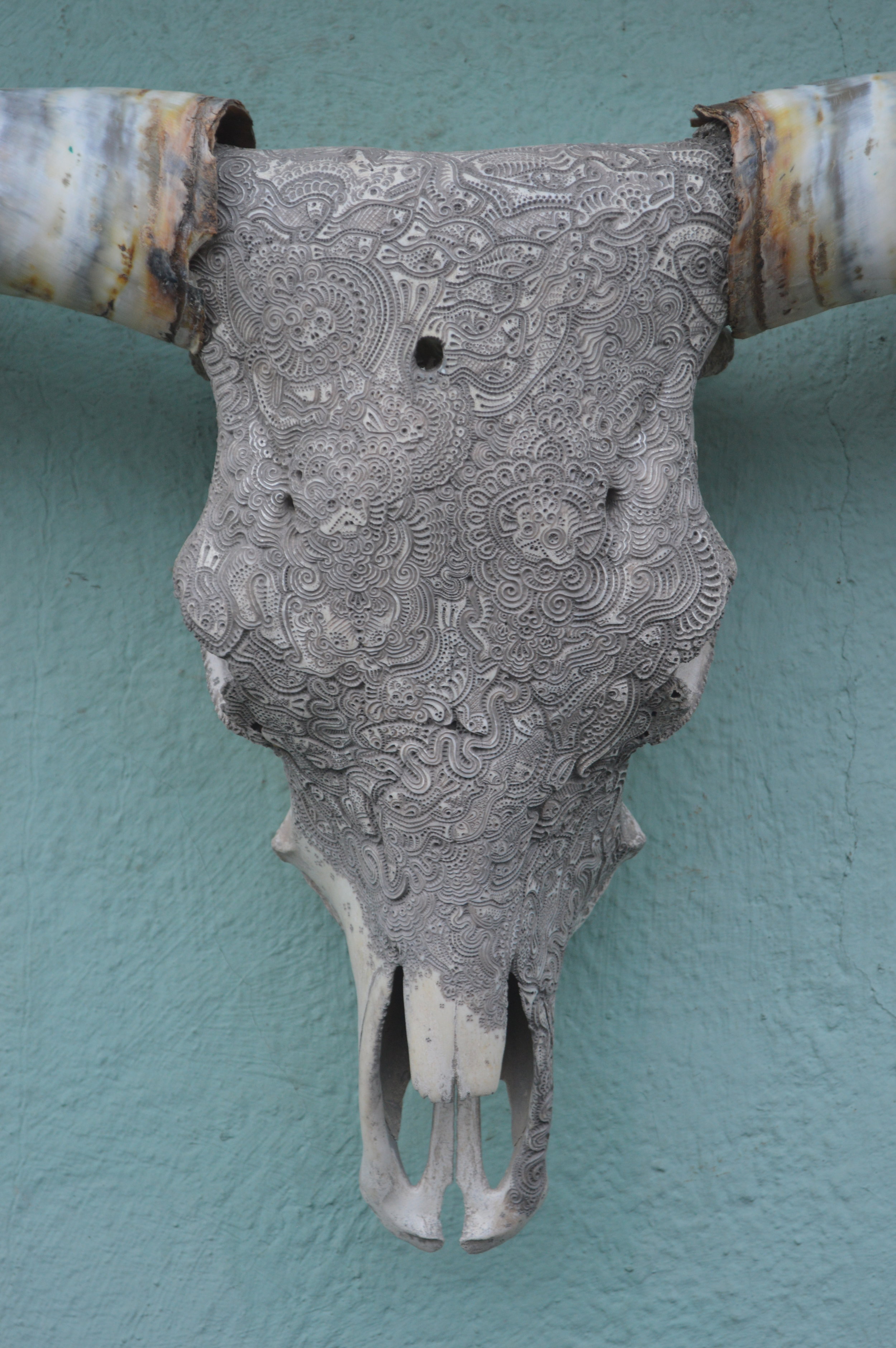 skullpture-vulture-culture-bone-work.JPG