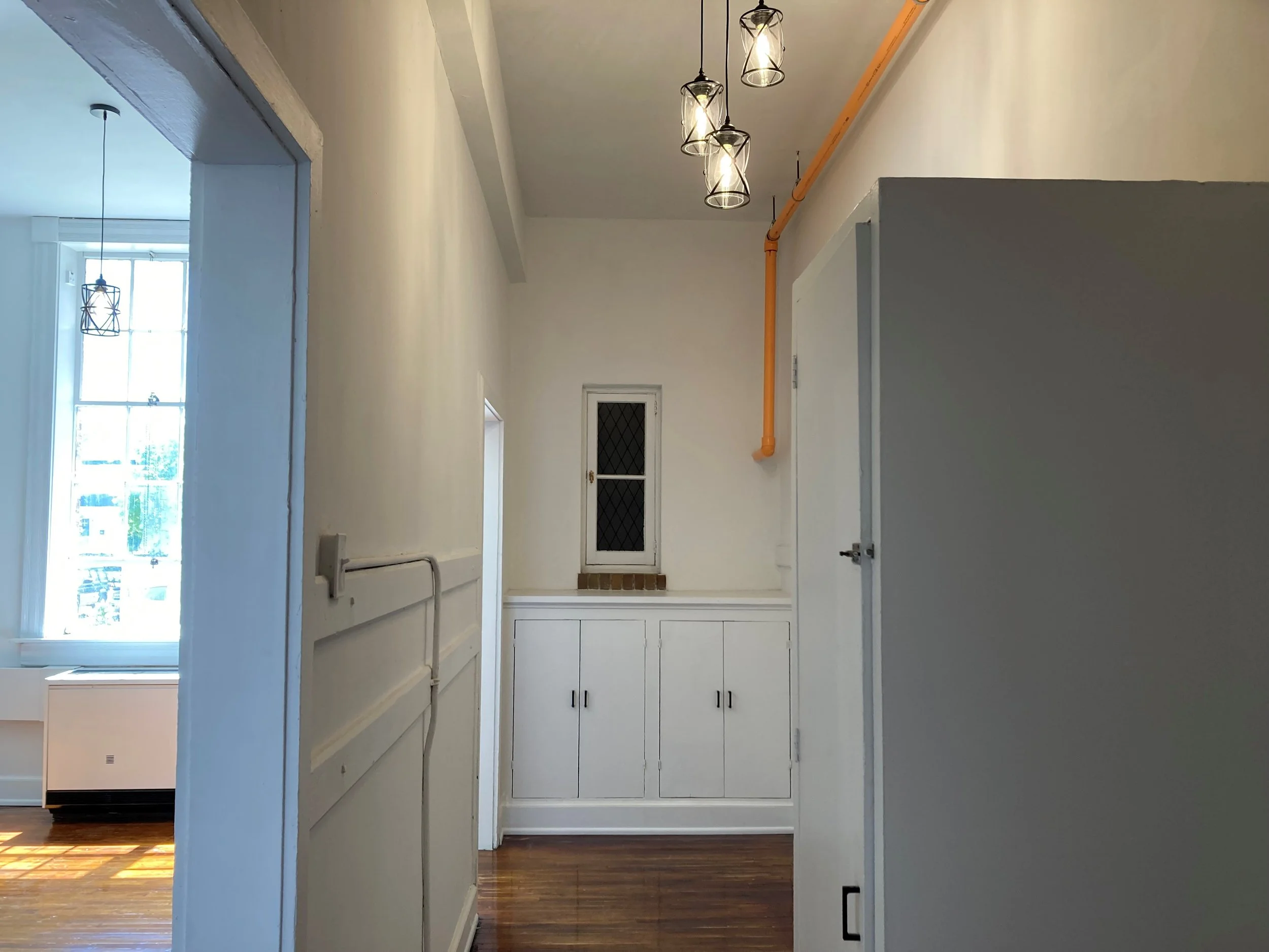 closet south.jpg