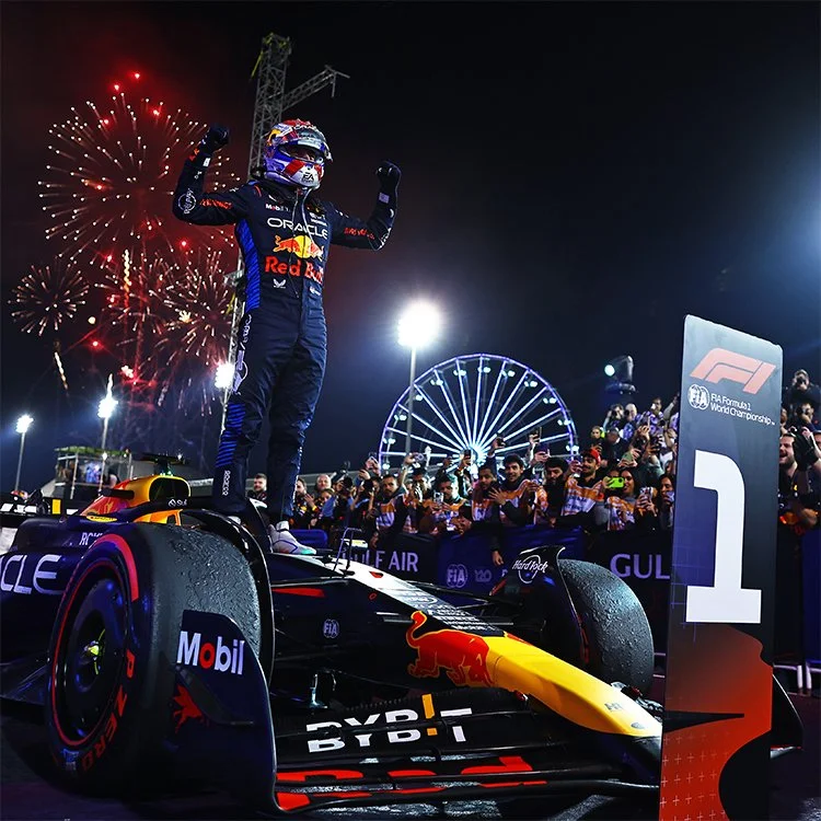 SCUF Gaming x Red Bull Racing