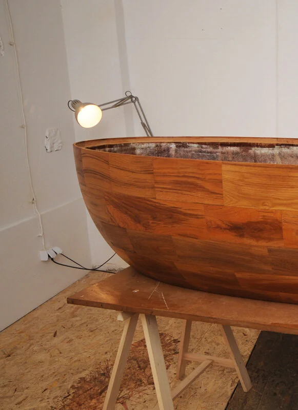  teak wood body with fiberglass inside// gotowa skorupa wzmocniony od wewnątrz włóknem szklanym 