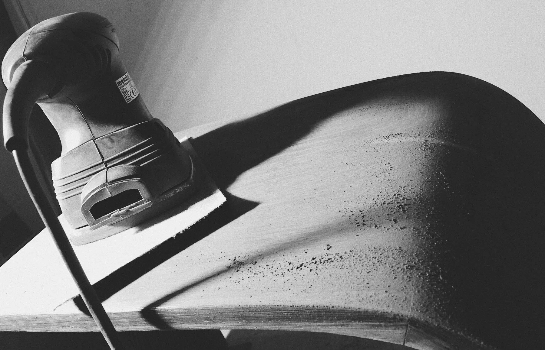   F C/  RR /  footstool/ grinding process// podnóżek podczas procesu szlifowania  _  materials: solid wenge wood, stainless steel, wood oil, cowhide; the seat is made of thick planks joined tongue-and-groove; legs: stainless steel bars with adjustabl