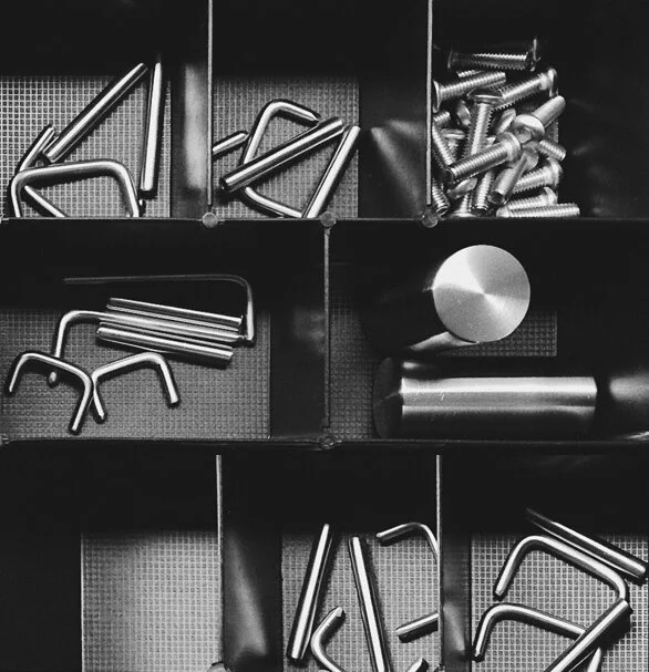  regulator’s components before assembly// podzespoły regulatora przed złożeniem 