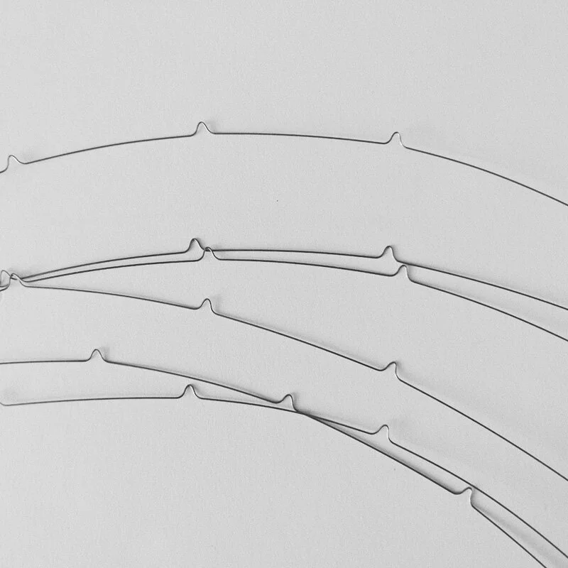  stainless stell cover’s radiuses - bent wires// druty nierdzewne z wygięciami tworzą promienie osłony  