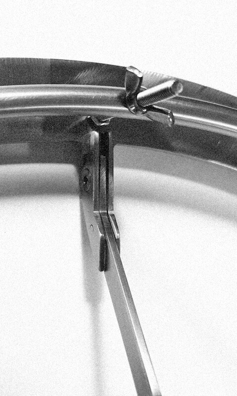 stainless steel cover witch dacron tightener/ inside view// stalowa pokrywa z napinaczem wewnętrznej membrany/ widok od wewnątrz