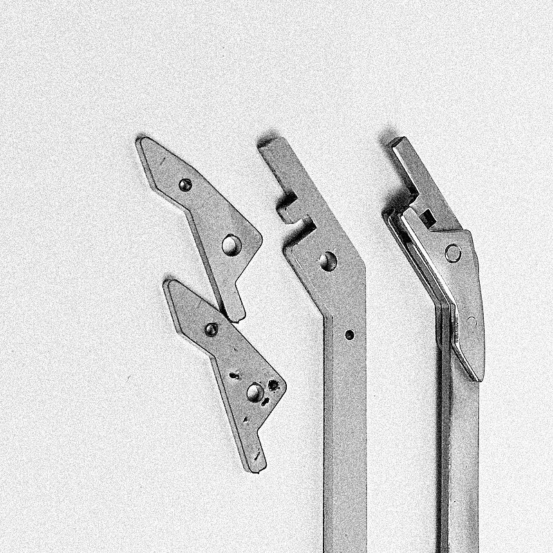 cover's radius holder/ before and after steel processing// uchwyt promienia osłony śmigła przed i po obróbce