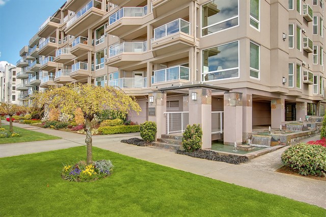 1550 Alki Ave SW #304 Seattle | $675,000