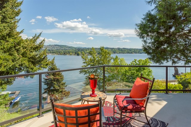 3818 East Mercer Wy Mercer Island | $2,200,000