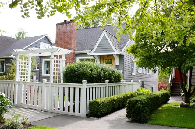 4139 42nd Ave NE Seattle | $815,000