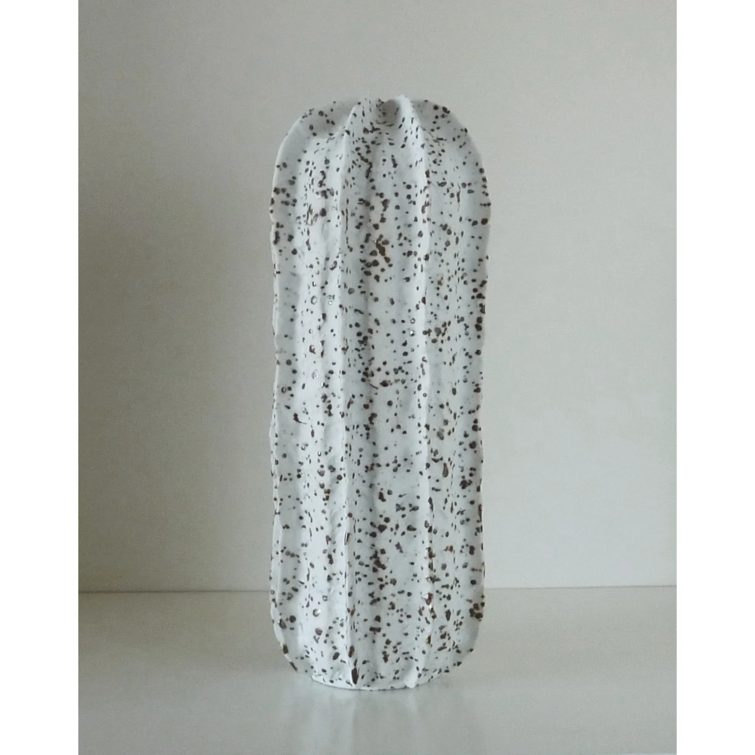 Vertical Flanged Garnet Vessel