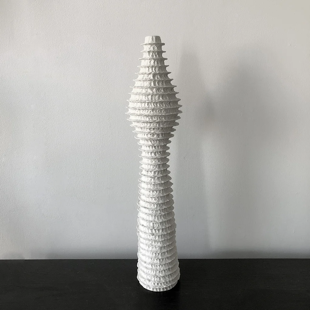Ribbed Vessel