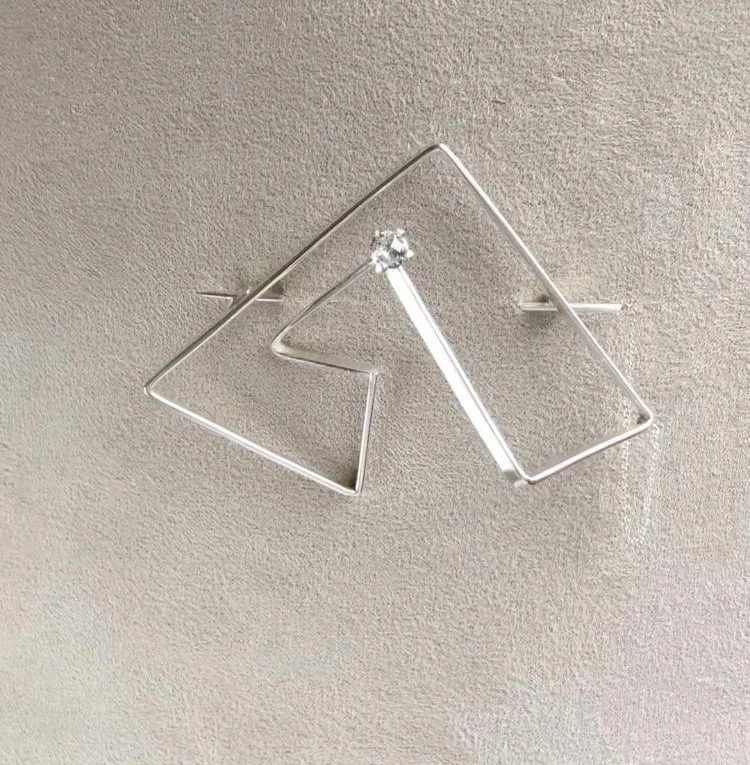 Pin.jpg