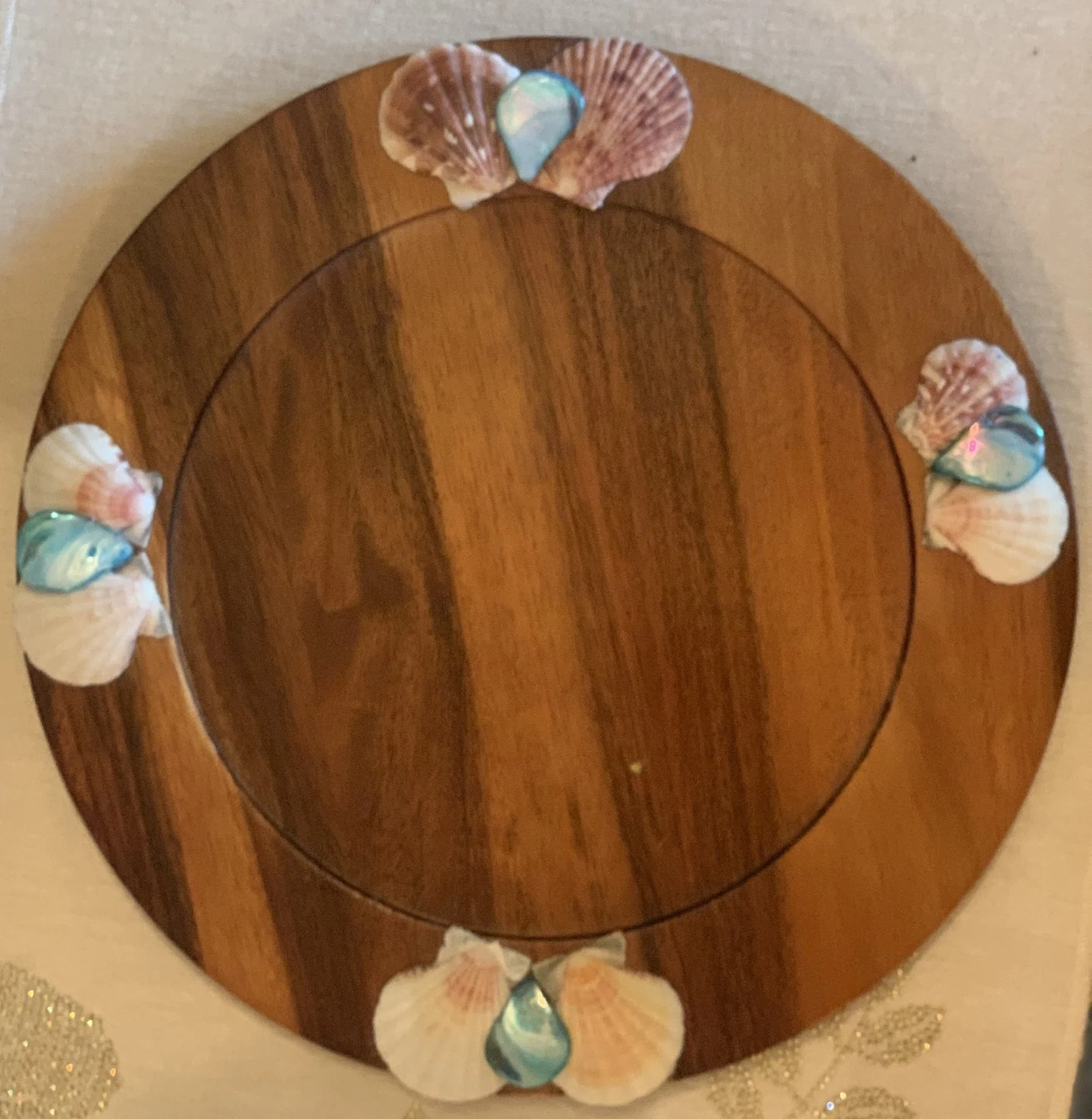 Charger with Shells.jpg