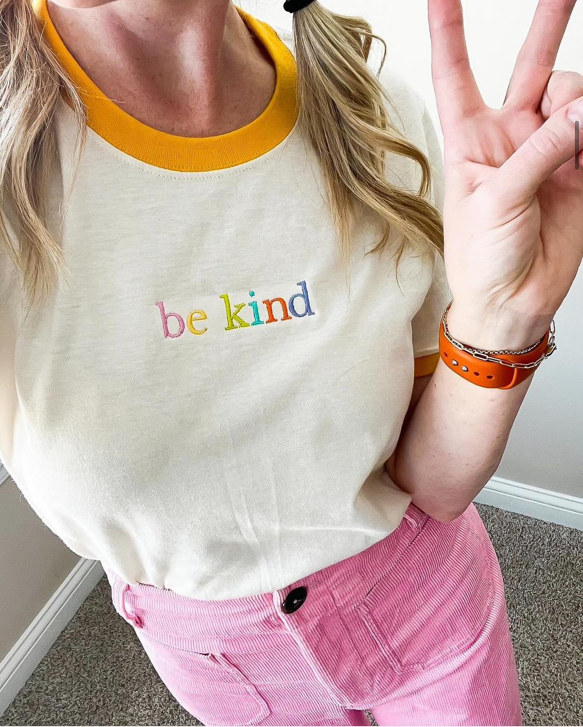 Spread love and positivity with this &quot;Be Kind&quot; t-shirt that's perfect for any occasion! 🌈💕
&bull;
Shirt by: Annabelle Arthur Boutique 🩷

#westsidemarketcincy #shoplocal  #SpreadKindness #PositiveVibesOnly