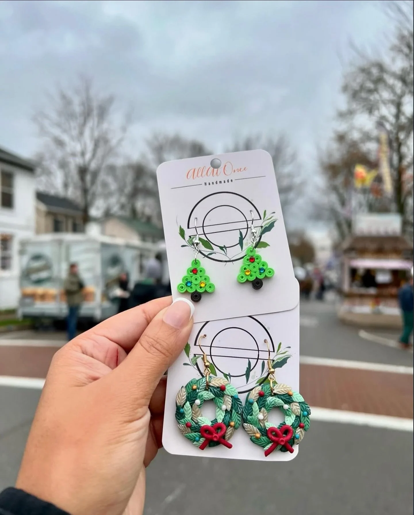 ✨ Say hello to @all.at.once.handmade &mdash; a mother-daughter duo crafting handmade jewelry from polymer clay and quilled paper. From delicate small pieces to bold, vibrant designs, there&rsquo;s something for everyone!

With family skin allergies i