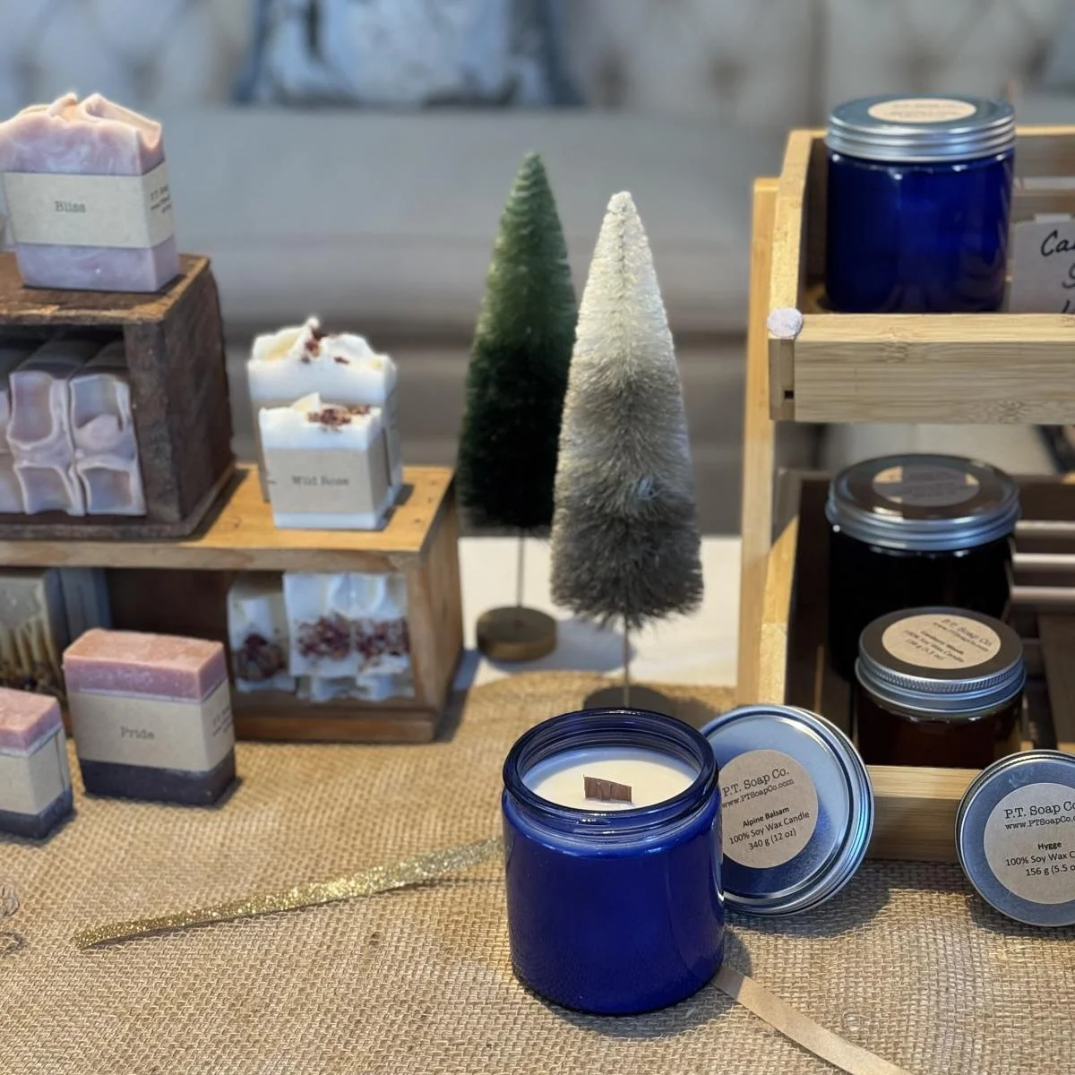 🧼🌿 Say hello to @ptsoapco 
They&rsquo;re joining us with their natural, handcrafted soaps&mdash;made with quality ingredients and lots of love. Perfect for anyone who enjoys clean, simple, artisan self-care. 🤍

📅 Saturday, Nov 29 | 12&ndash;5 PM
