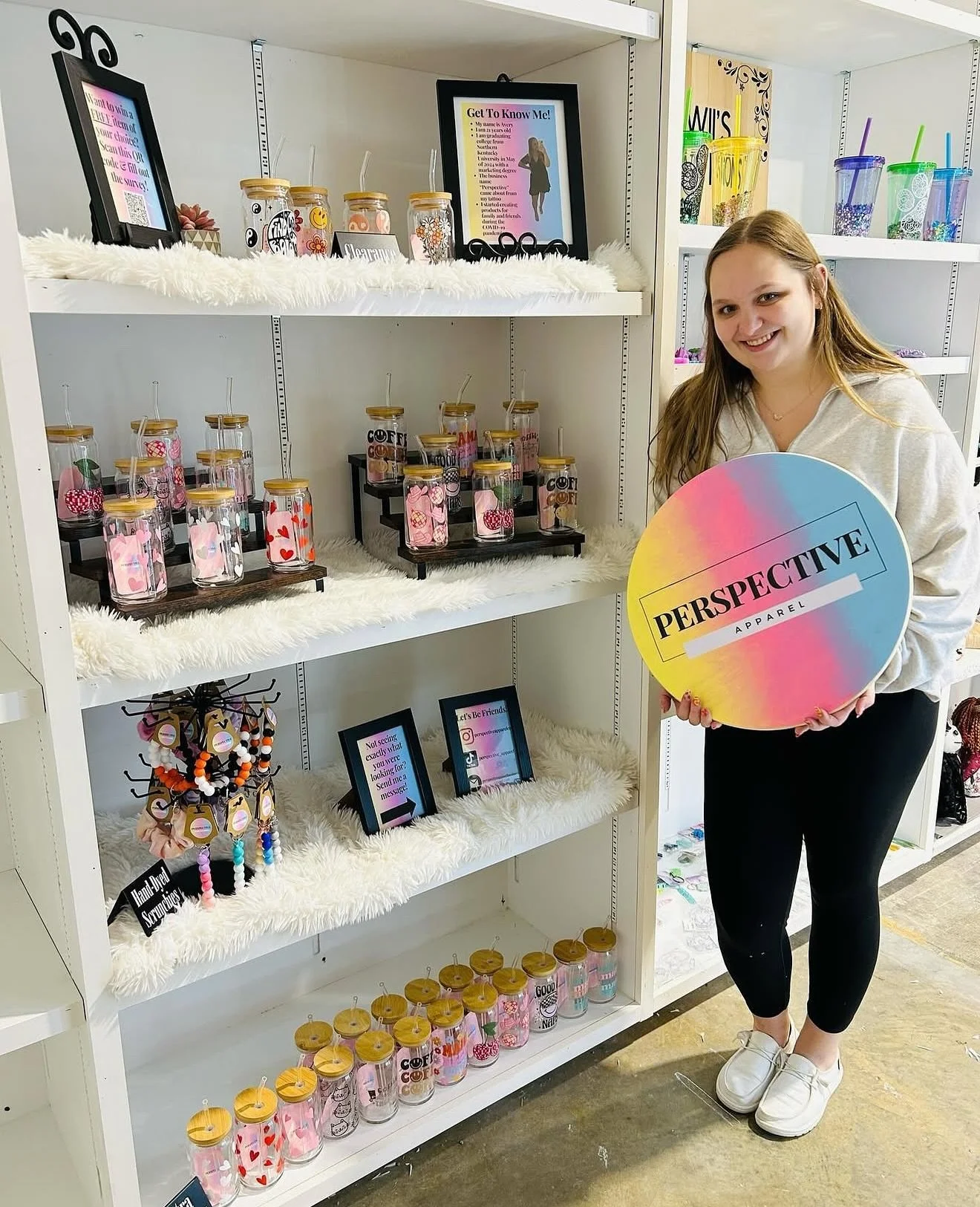 🧵✨ Say hello to @perspectiveapparelco 
They&rsquo;re bringing their unique embroidered clothing, each piece carefully crafted and truly one-of-a-kind. A vendor favorite, they love the West Side Holiday Market for its supportive community, amazing cu