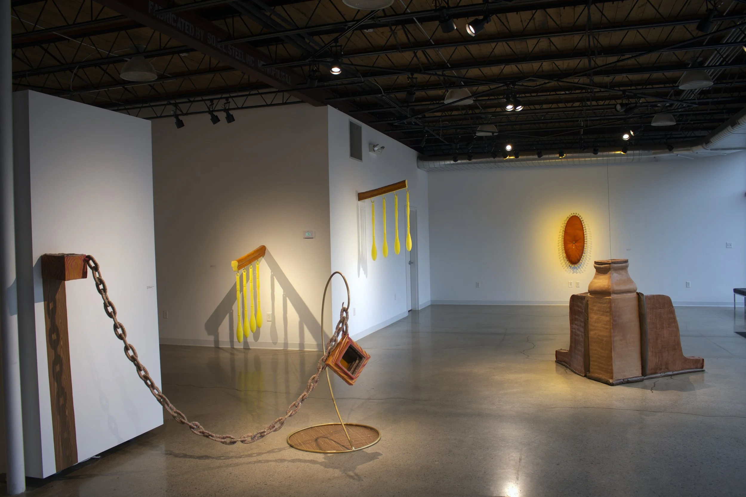 liz-stensland_GoldenOak_ FullShot2.jpg